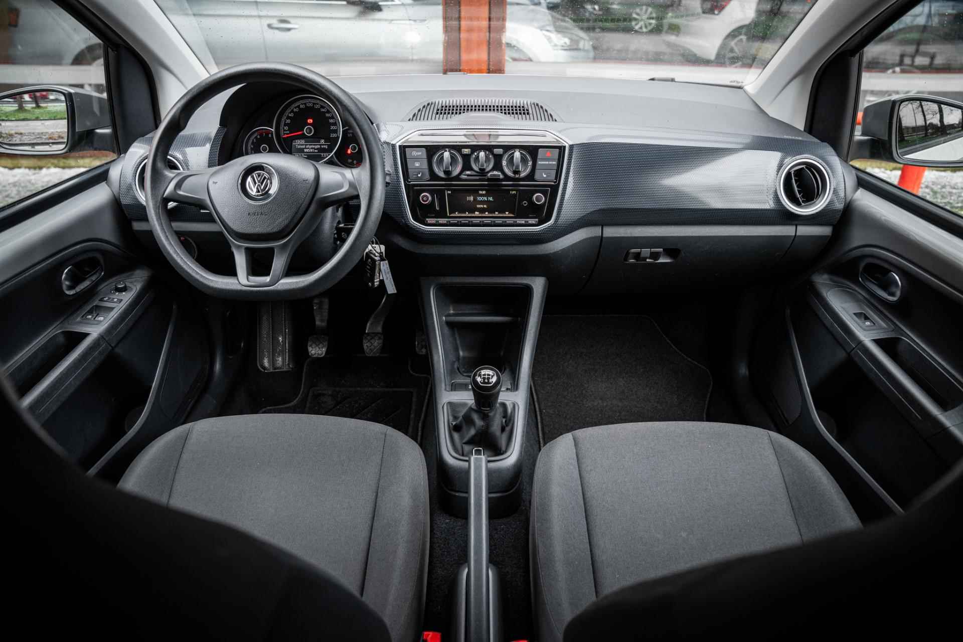 Volkswagen Up! 1.0 BMT move up! 75pk | 5 deurs | Airco | Bluetooth telefoon | Electrische ramen | - 13/51