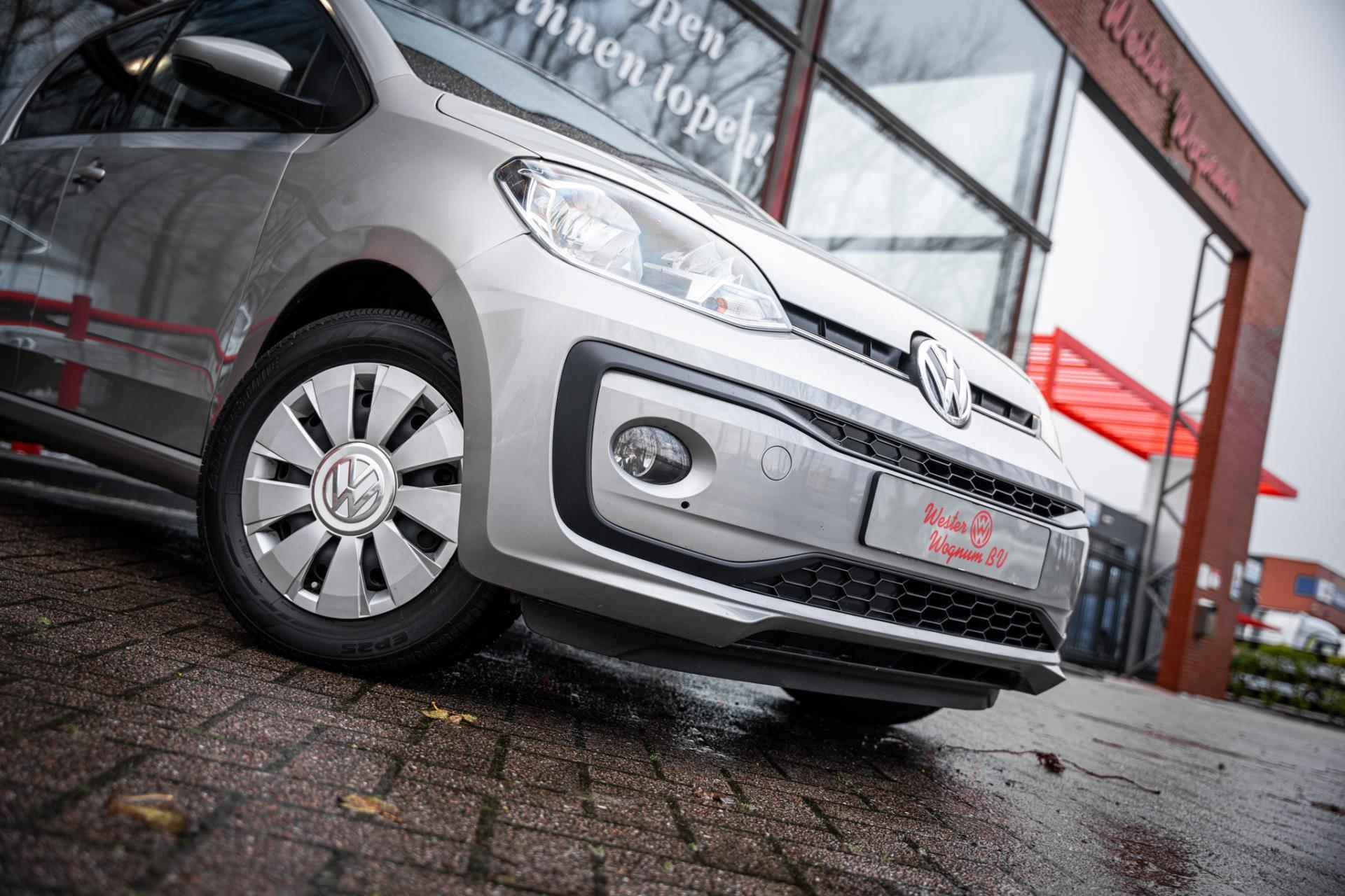 Volkswagen Up! 1.0 BMT move up! 75pk | 5 deurs | Airco | Bluetooth telefoon | Electrische ramen | - 42/51