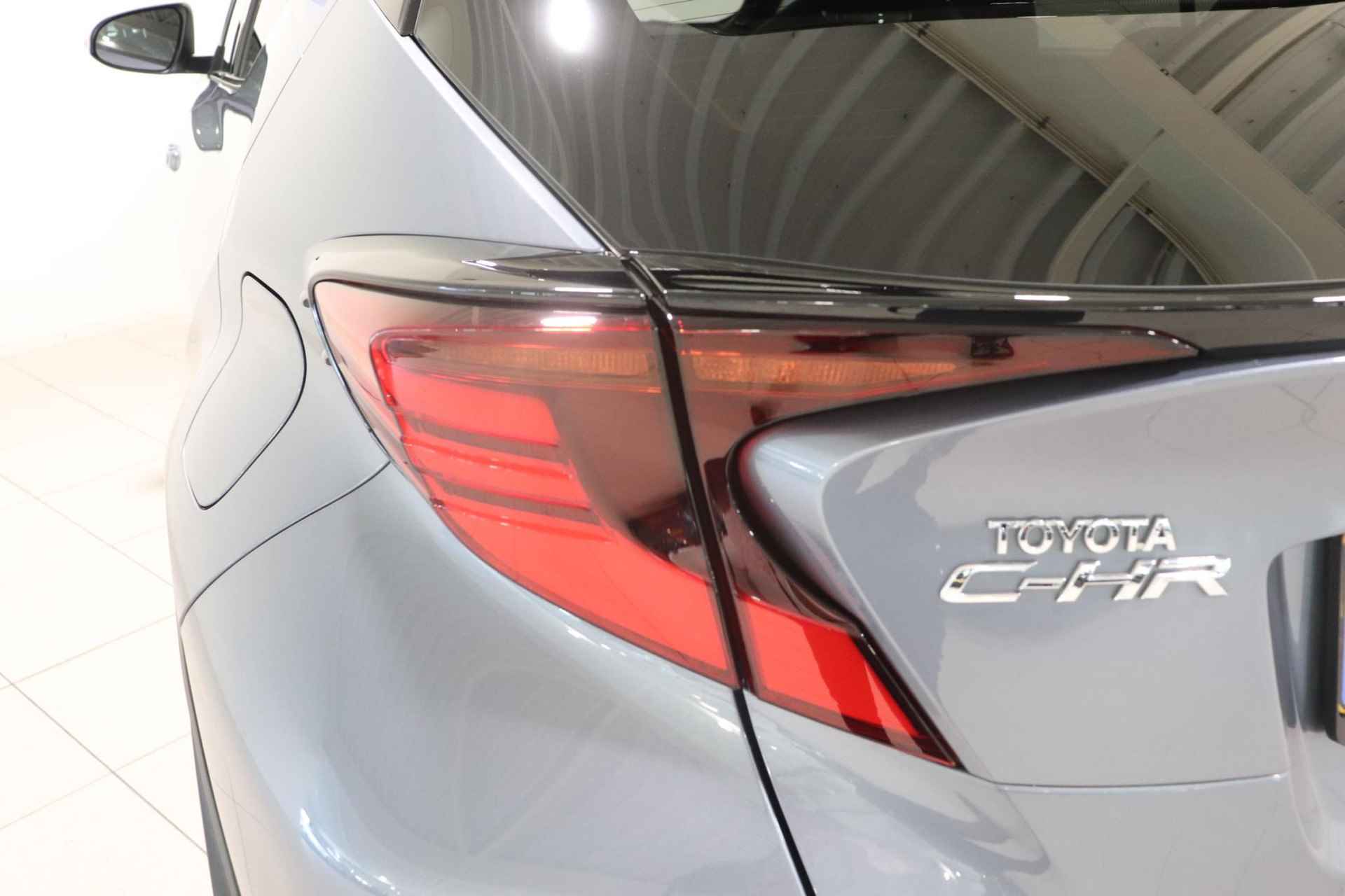 Toyota C-HR 2.0 Hybrid GR-Sport, Trekhaak, Apple Carplay/Android Auto, Sensoren, Stoelverwarming! - 38/39