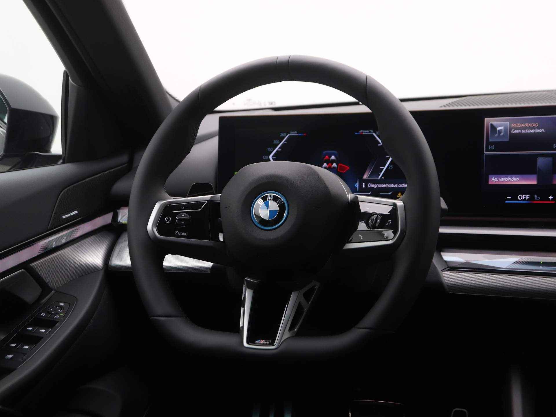 BMW i5 eDrive40 M Sport Edition 84 kWh - 3/22