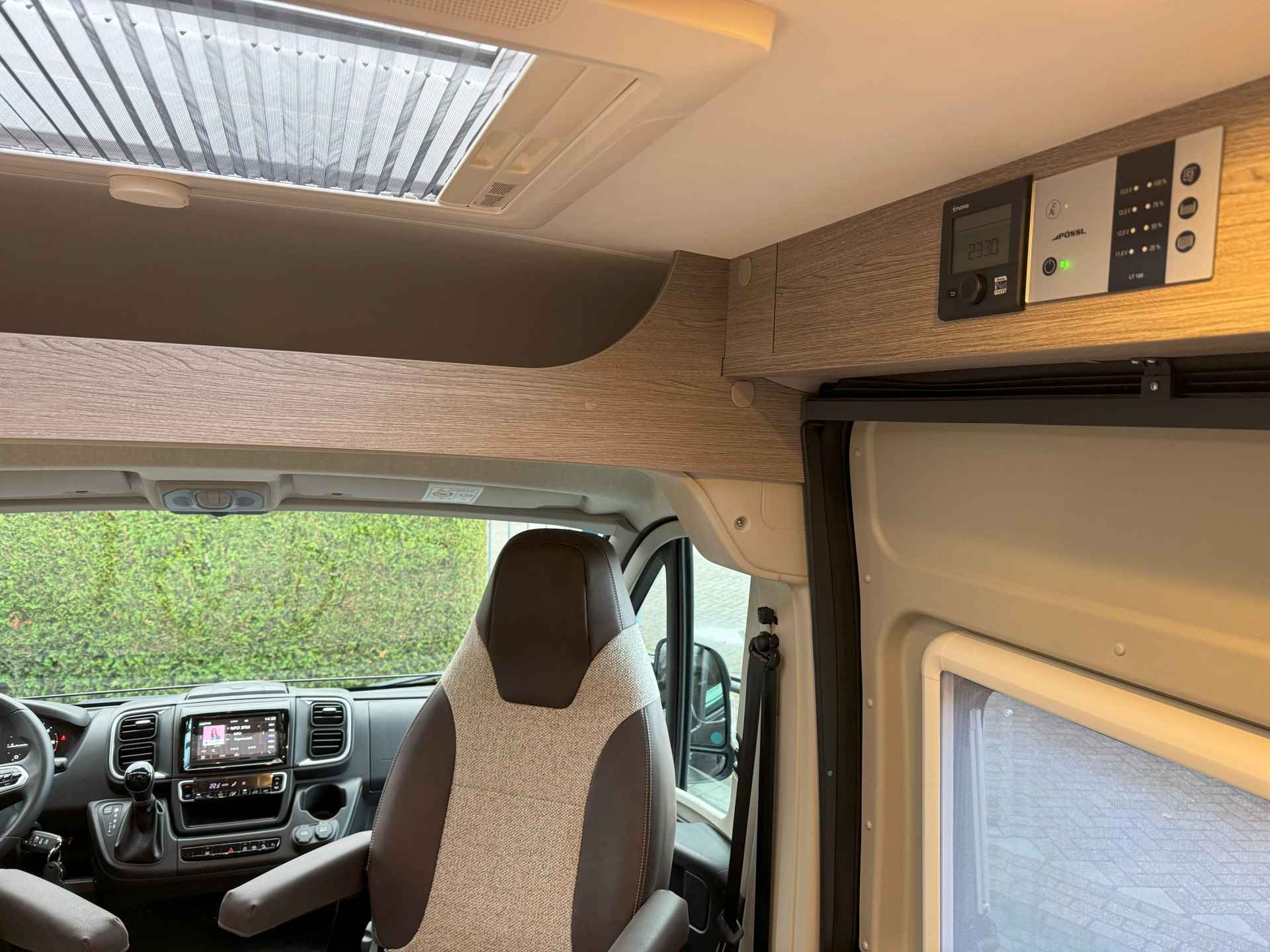 Pössl 2Win Plus 600 D-line 140 pk AUTOMAAT 9-Traps Euro6 Fiat Ducato 3X NIEUWE BUSCAMPER **Slechts 6 meter/Groot dwarsbed/4 zitplaatse - 29/60