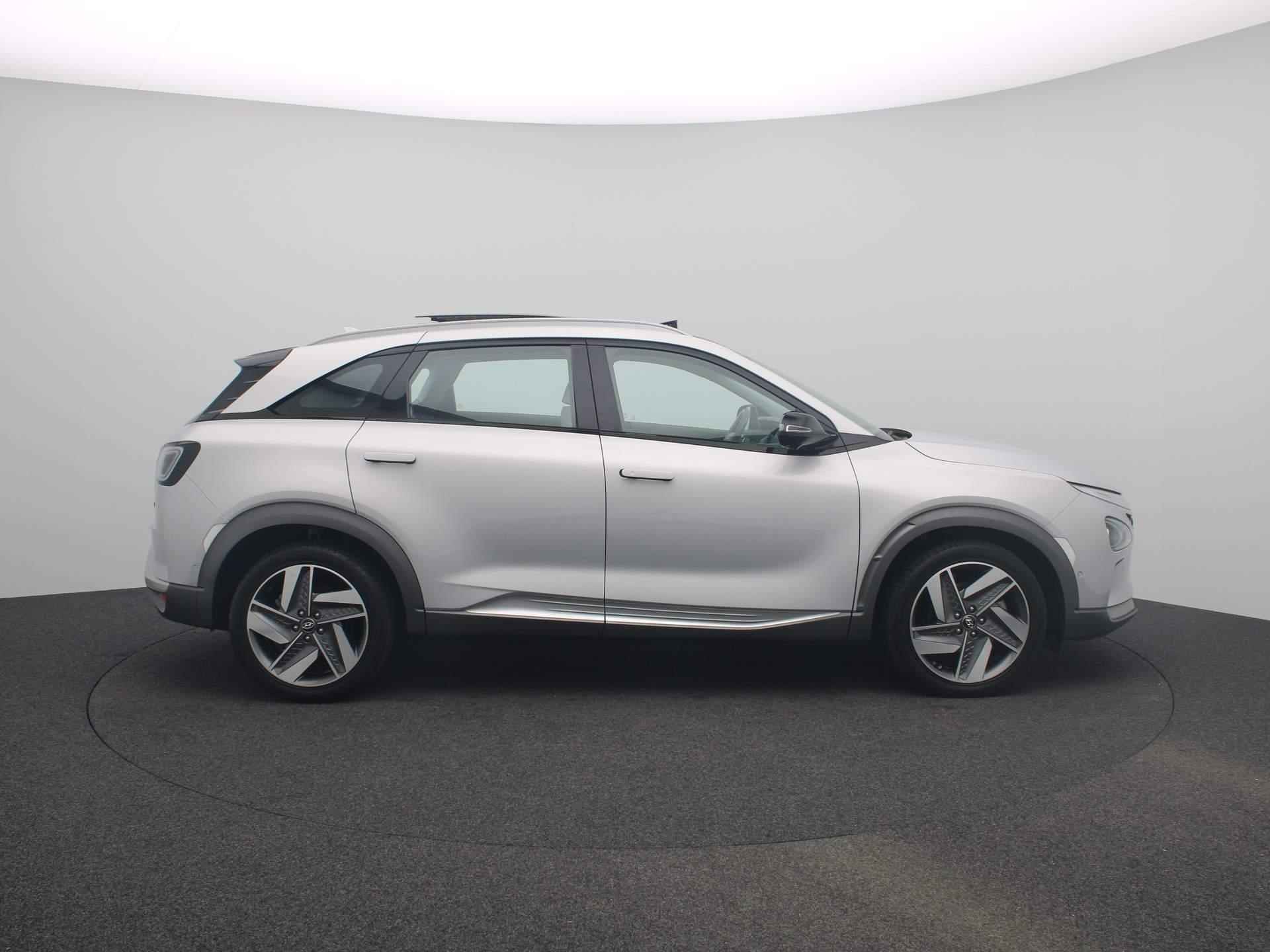 Hyundai NEXO FCEV Plus Pack Automaat | Waterstof | Airco | Navigatie | Achteruitrijcamera | Cruise Control | Leren Bekleding | Apple Carplay/Android Auto | elektrisch glazen panorama-dak | - 6/52