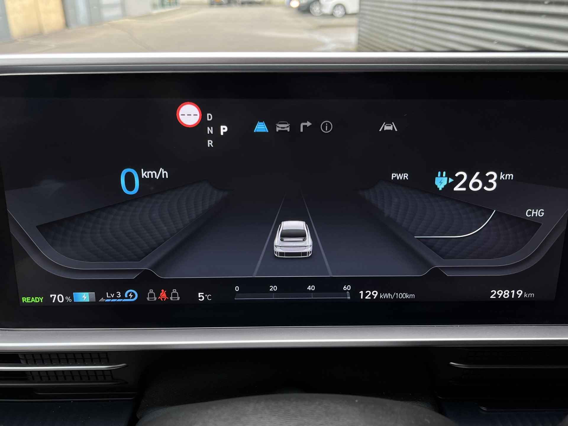 Hyundai IONIQ 6 Connect 77 kWh | Ultrasnel - snellaadtechnologie | Warmtepomp | 20''Bi-color lmv | - 28/60