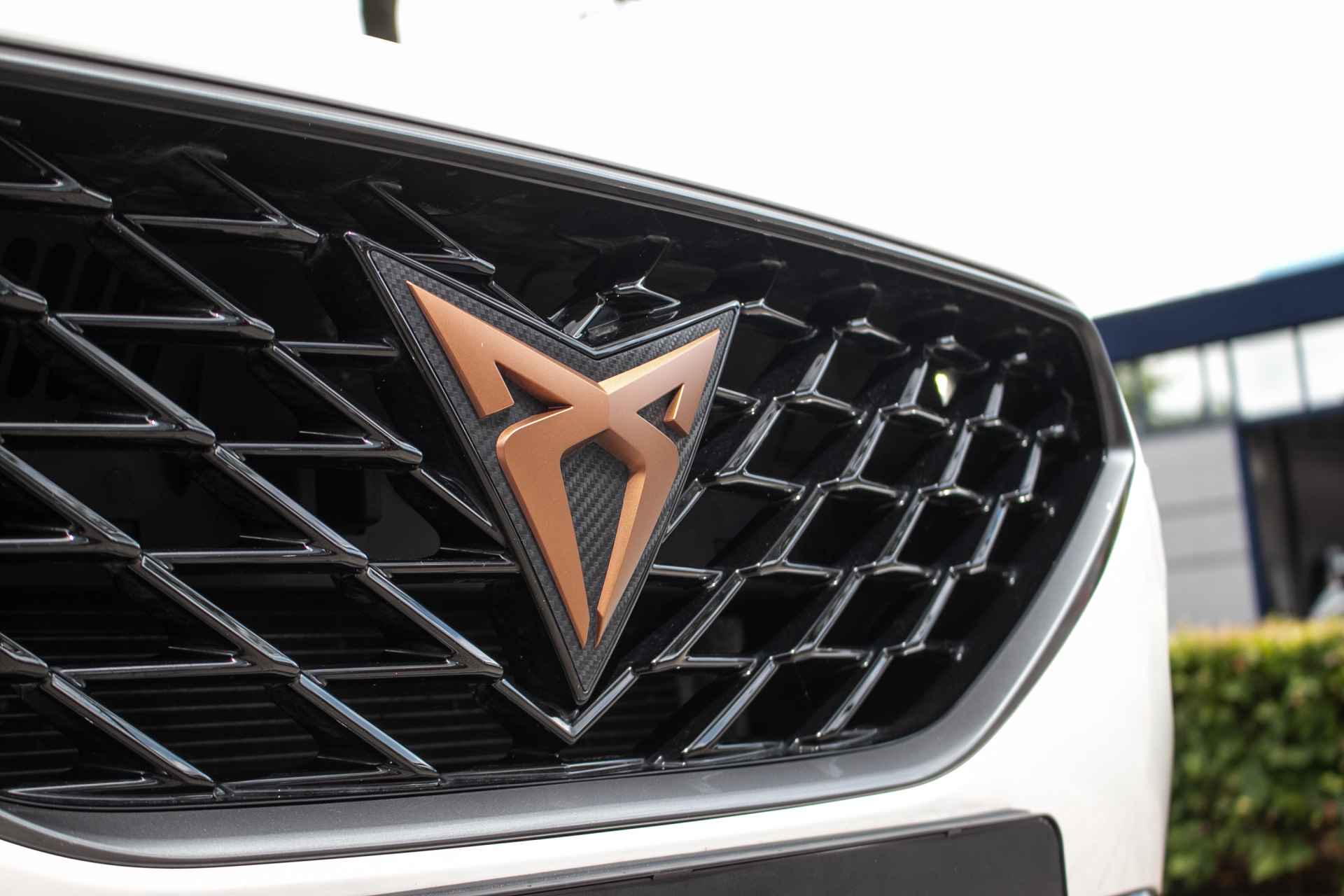 CUPRA Formentor 1.4 e-Hybrid VZ Copper Edition 245pk - All-in rijklrprs | Camera | Stuurverw. | Ambient light - 30/46