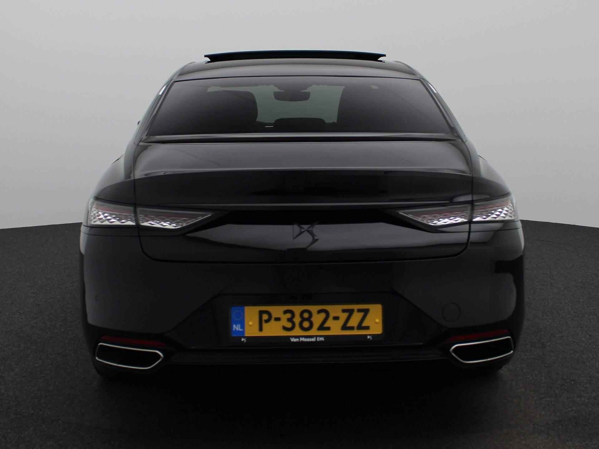 DS 9 E-Tense RIVOLI+ | PANORAMADAK | ACHTERUITRIJCAMERA | NIGHT VISION | ELEKTRISCH BEDIENBARE ACHTERKLEP | APPLE CARPLAY - ANDROID AUTO | STOELVERWARMING VOOR & ACHTER | ELEKTRISCH BEDIENBARE VOORSTOELEN | MASSAGE STOELEN | ADAPTIVE CRUISE CONTROL | CLIMATE CONTROL | LEDEREN STOELEN | PARKEERSENSOREN | - 5/48