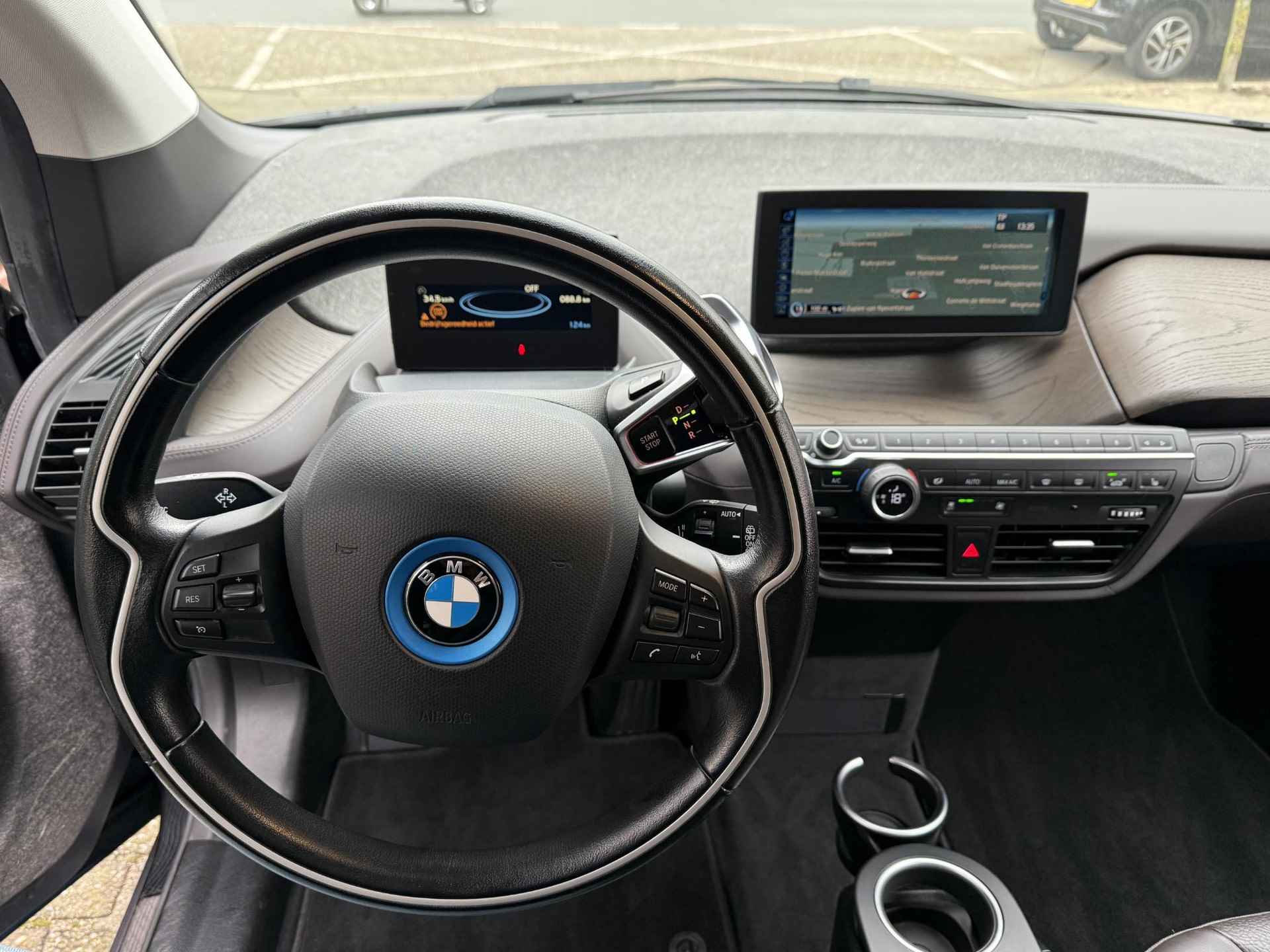 BMW i3 High Executive 94Ah 33 kWh LED / Leder / Warmtepomp / Navigatie / Alu 20 inch - 7/16