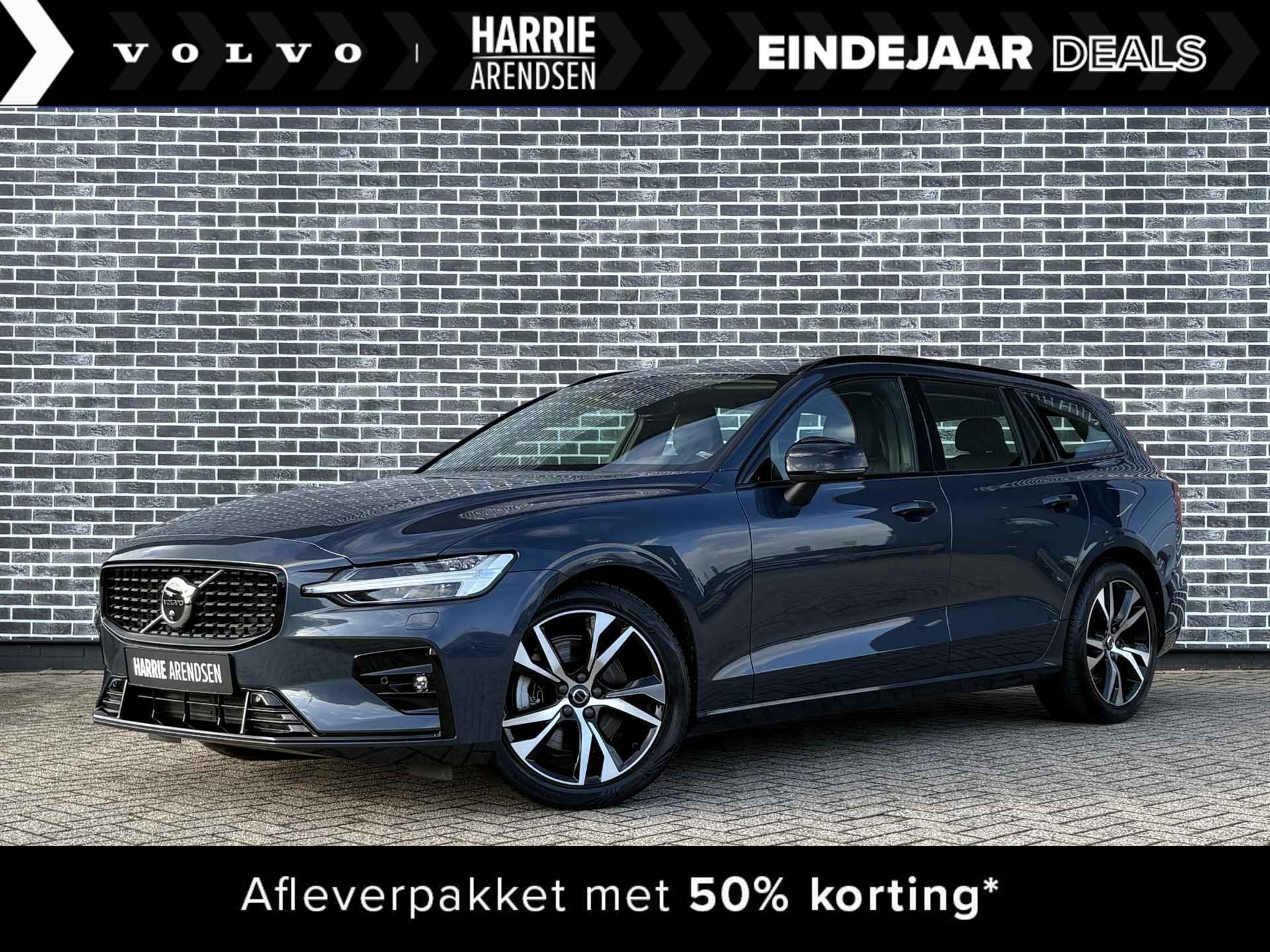 Volvo V60 2.0 B3 Plus Dark | Adaptive cruise control | Harman/Kardon audio | Panoramadak | 360 camera | Trekhaak | Full LED koplampen | Standkachel | - 1/18