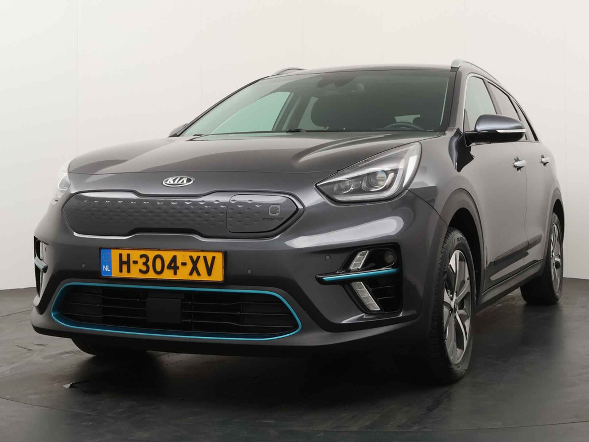 Kia e-Niro ExecutiveLine 64 kWh - Lederen bekleding - LED koplampen - Navigatie - Stoelverwarming + koeling - 12 maanden BOVAG garantie - 3/46