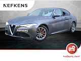 Alfa Romeo Giulia 200pk Turbo Super (1ste eig./AppleCarPlay/Schakelflippers/Xenon/NAV.7" TFT/PDC/P.Glass)