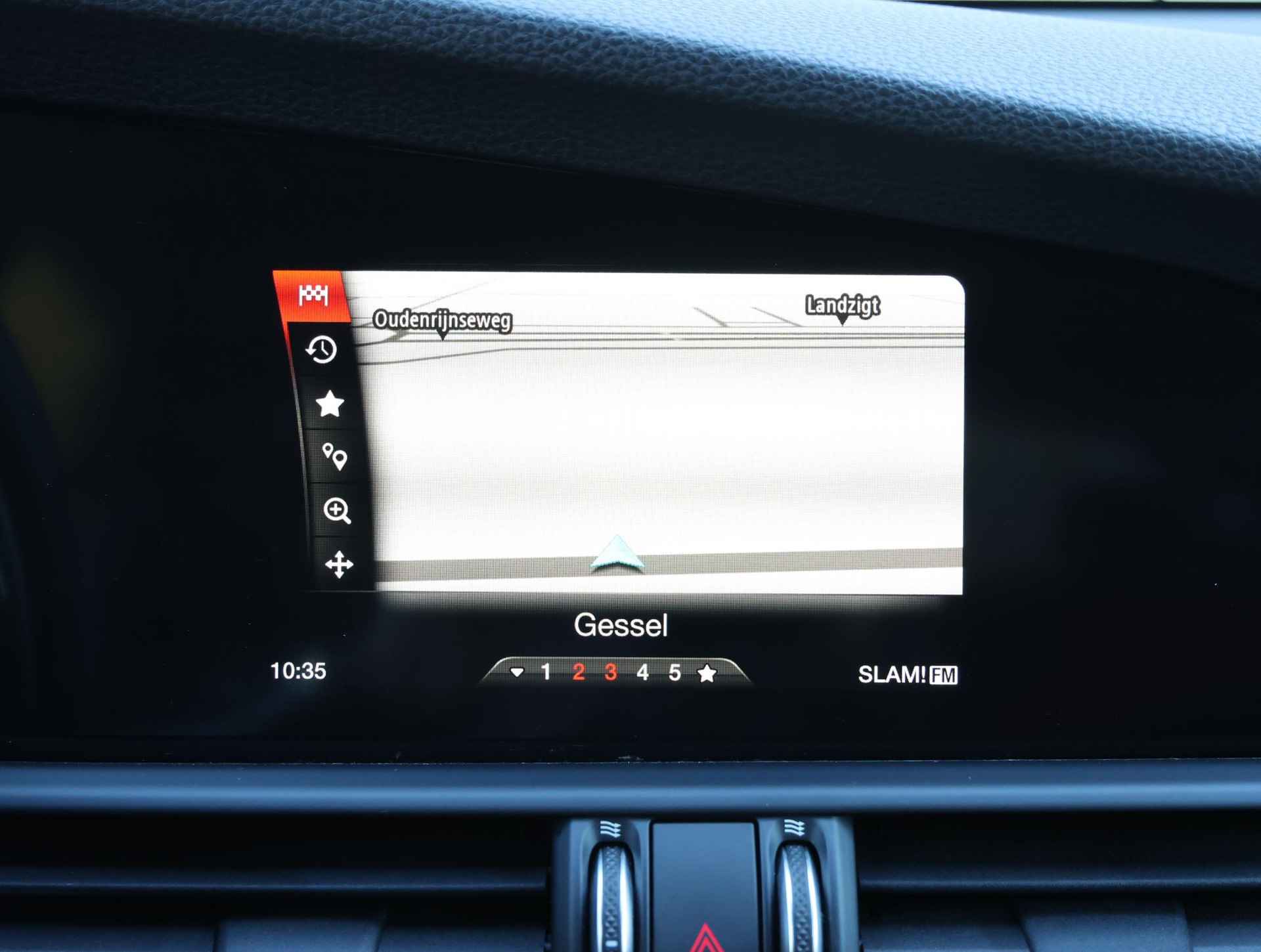 Alfa Romeo Giulia 200pk Turbo Super (1ste eig./AppleCarPlay/Schakelflippers/Xenon/NAV.7" TFT/PDC/P.Glass) - 30/38