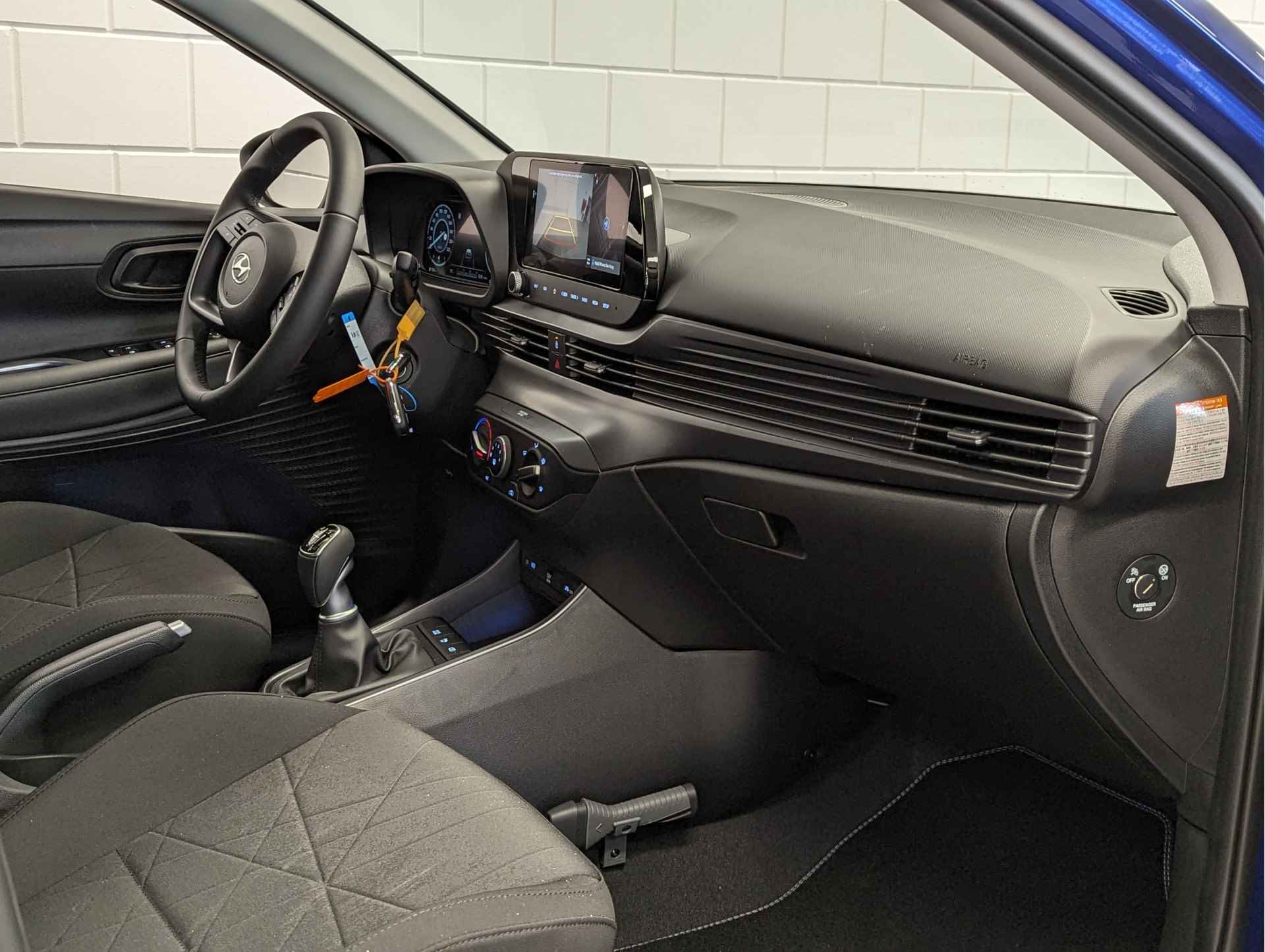 Hyundai Bayon 1.0 T-GDI Comfort Smart NAVIGATIE | PARKEERCAMERA | AIRCO | DEMOVOORDEEL | BESCHIKBAAR VANAF 02-05-2024! - 13/41