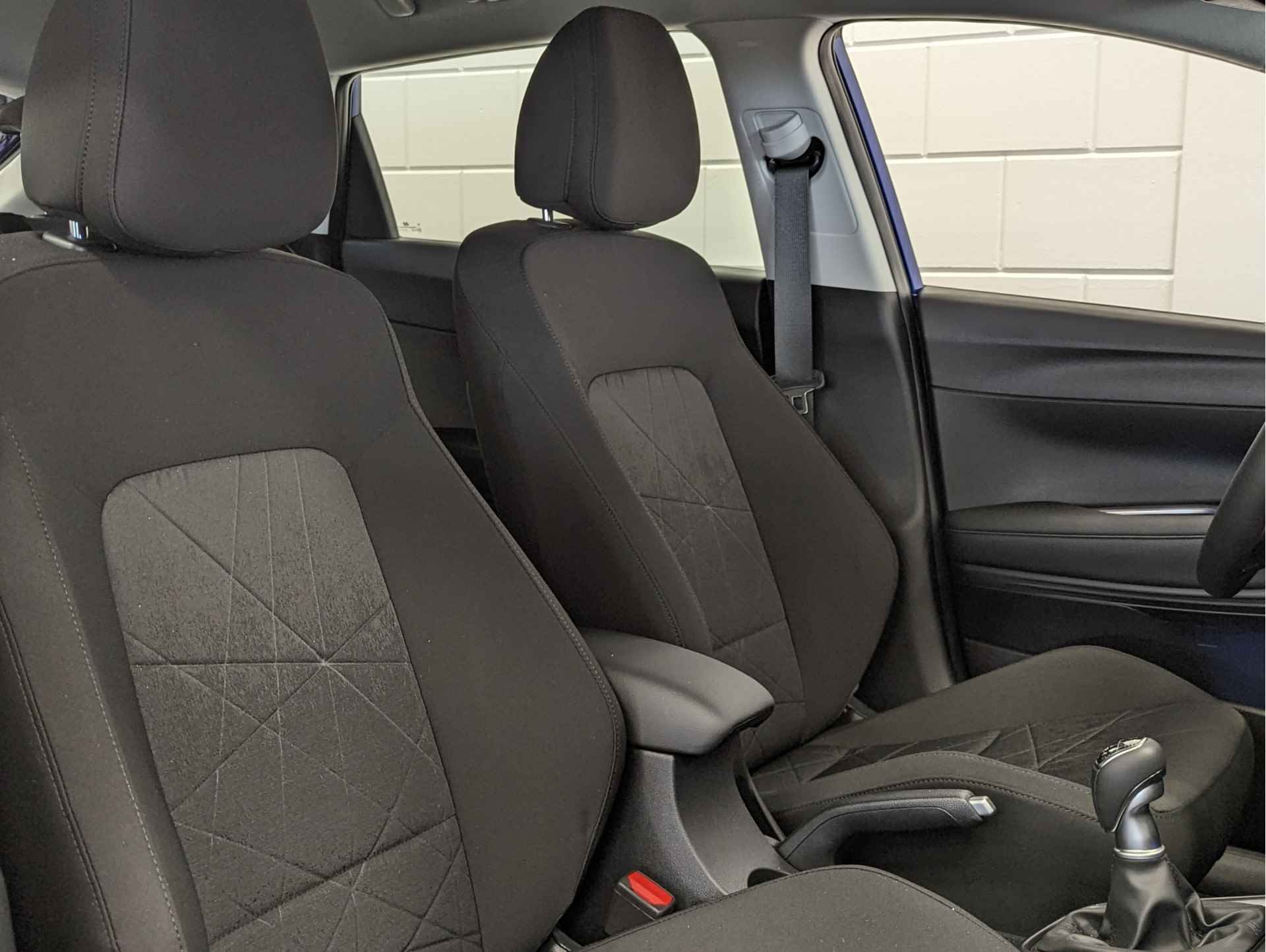 Hyundai Bayon 1.0 T-GDI Comfort Smart NAVIGATIE | PARKEERCAMERA | AIRCO | DEMOVOORDEEL | BESCHIKBAAR VANAF 02-05-2024! - 18/41