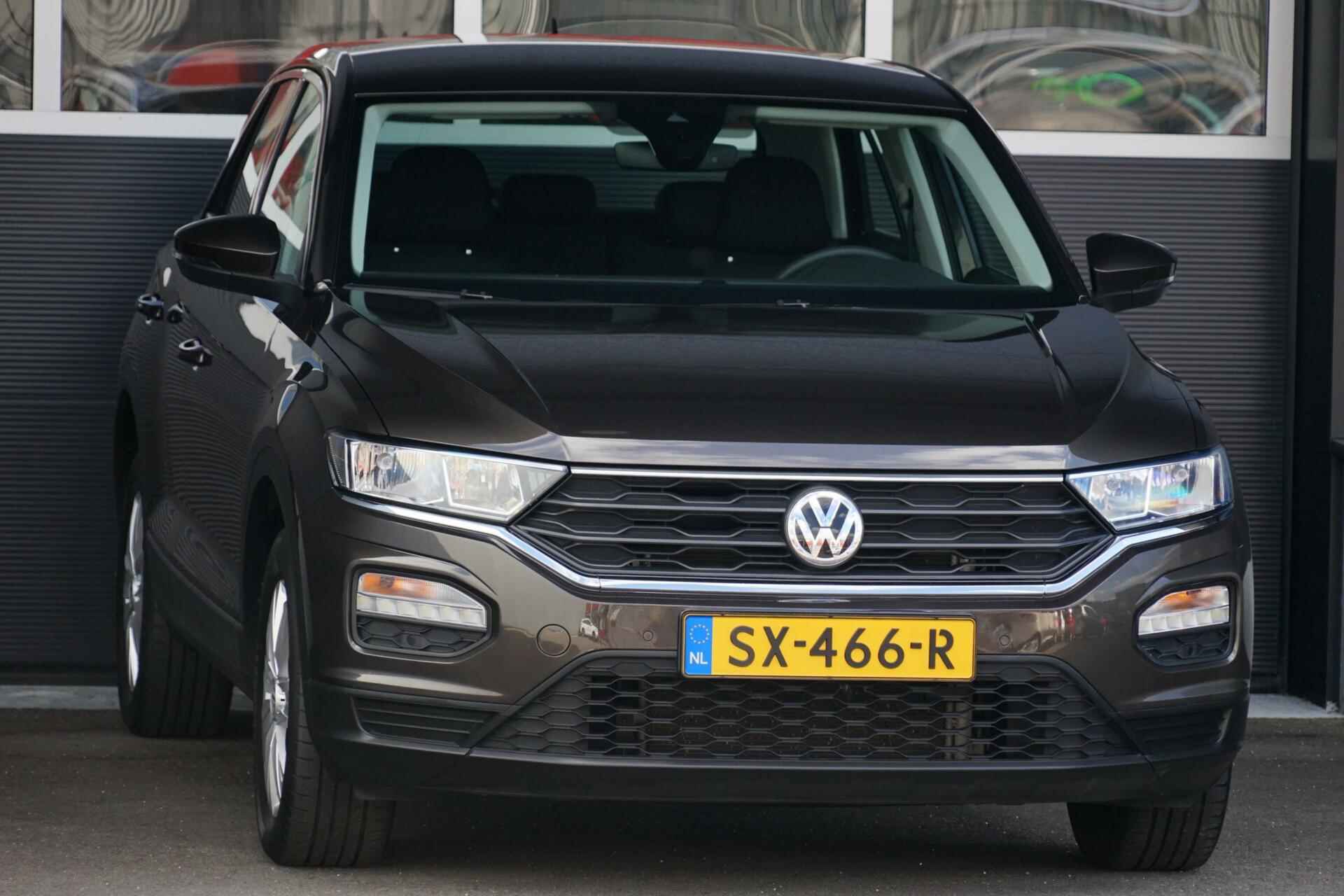 Volkswagen T-Roc 1.0 TSI, NL-auto, CarPlay, clima, PDC, LED - 24/25