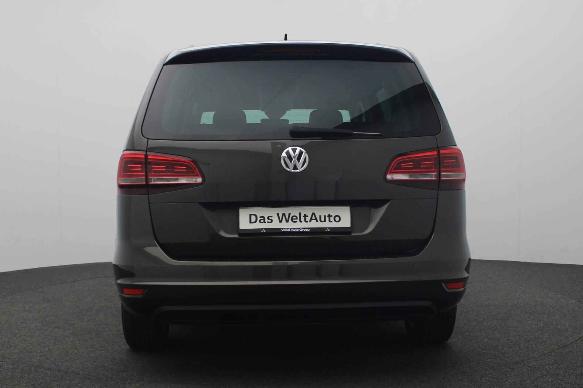 Volkswagen Sharan 7 pers. 1.4 TSI 150PK DSG Comfortline | Navi | Parkeersensoren | Cruise | Clima | 16 inch - 16/37