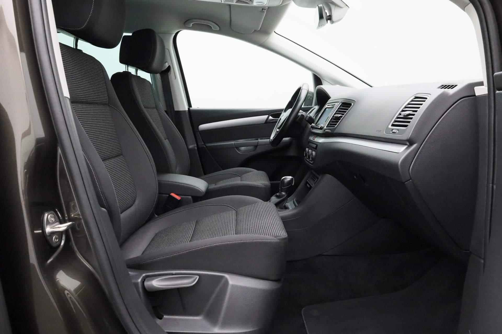 Volkswagen Sharan 7 pers. 1.4 TSI 150PK DSG Comfortline | Navi | Parkeersensoren | Cruise | Clima | 16 inch - 33/37