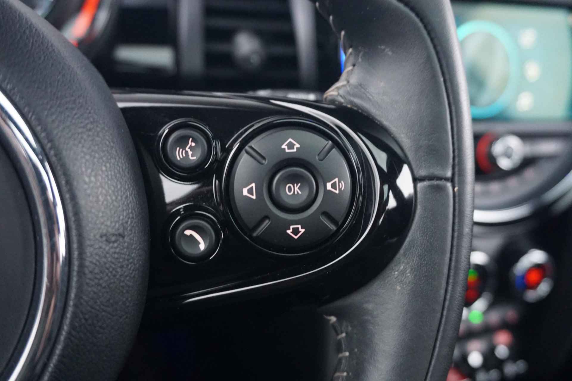 Mini 5-Deurs Cooper S Chili / Schuif- kanteldak / Harman Kardon / Vol leder - 13/32