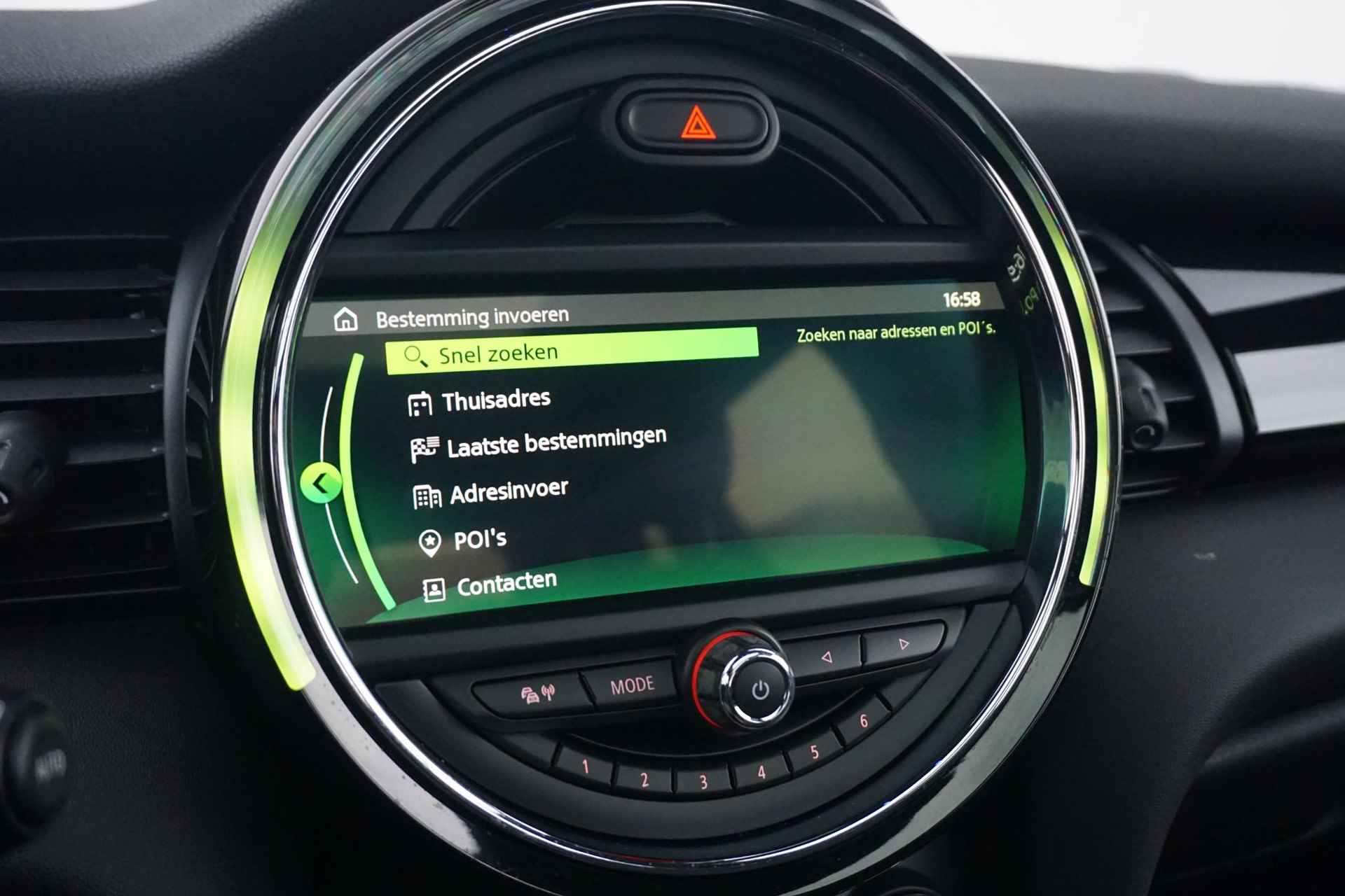 Mini 5-Deurs Cooper S Chili / Schuif- kanteldak / Harman Kardon / Vol leder - 22/32