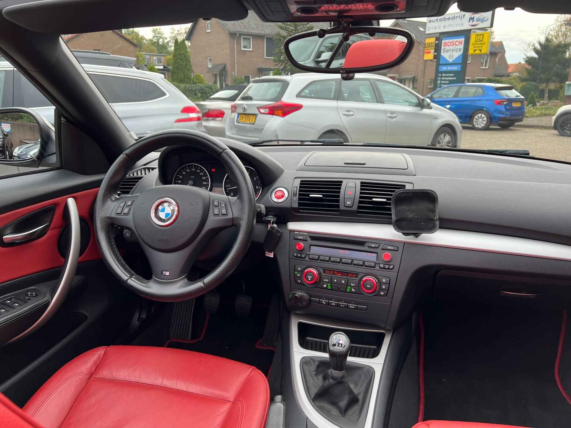 BMW 1-serie Cabrio 118i High Executive - 10/31