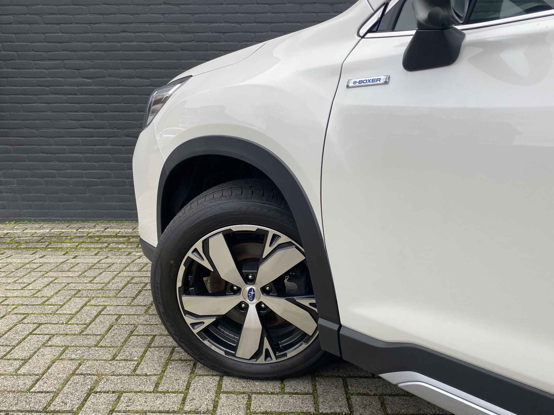 Subaru Forester 2.0i e-BOXER Premium AWD AUT. | navigatie | trekhaak | panoramadak | eyesight | 8400 KM - 17/49