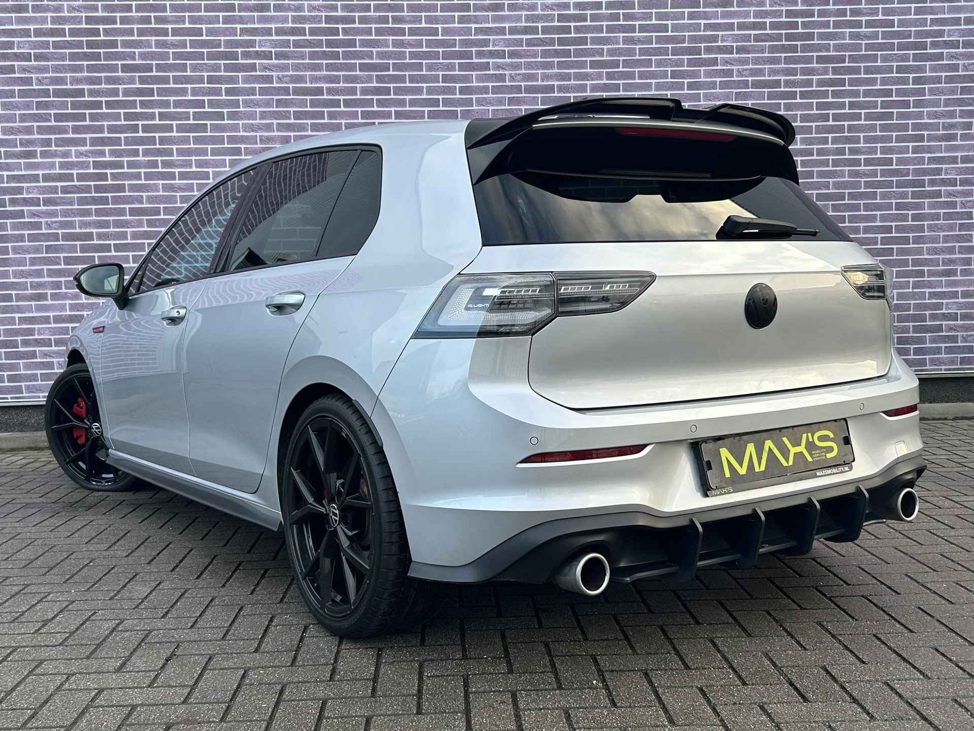 Volkswagen Golf 2.0 TSI GTI | Navigatie | Virtual Cockpit | Applecarplay/Androidauto | Sfeerverlichting | Camera | Adaptive Cruise | IQ Light | Stoelverwarming | 19'' | - 14/37