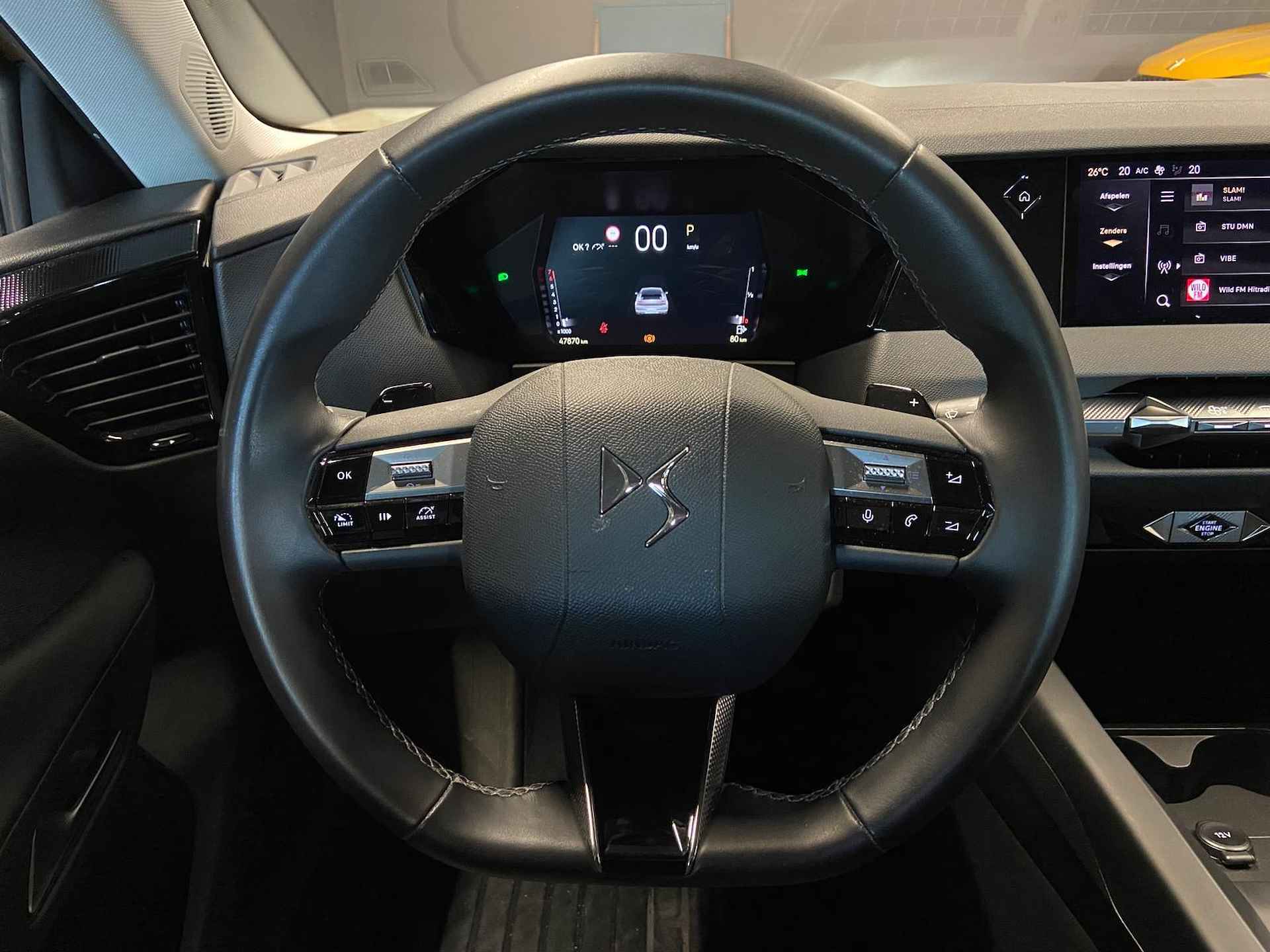 DS 4 1.2 PureTech Bastille+ | Camera | Apple Carplay/Android Auto | Climate control | Keyless entry & Start - 12/26