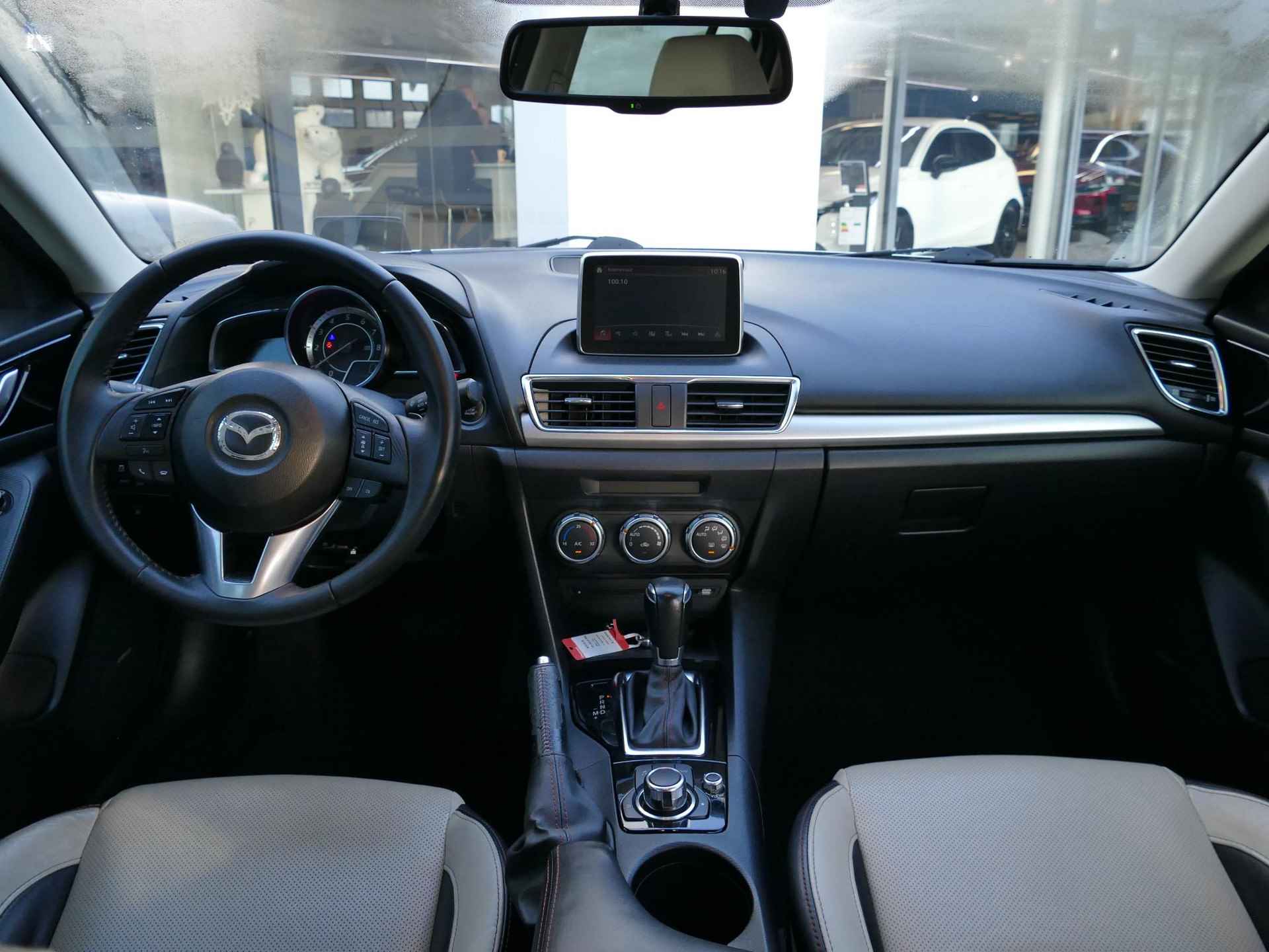 Mazda 3 2.0 SkyActiv-G 120 GT-M | White Leather Pack | Automaat | Schuif/kanteldak | Unieke Auto! | RIJKLAARPRIJS! - 10/33