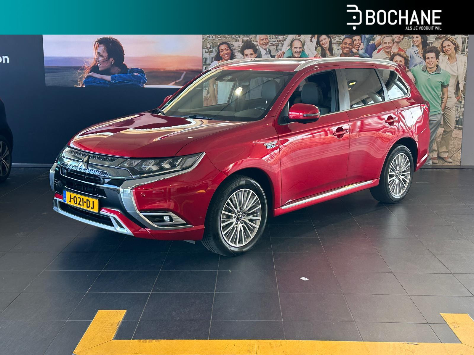 Mitsubishi Outlander 2.4 PHEV Instyle AUTOMAAT | ELEKTRISCH SCHUIF/KANTELDAK | LEDEREN BEKELDING | COMPLETE AUTO!