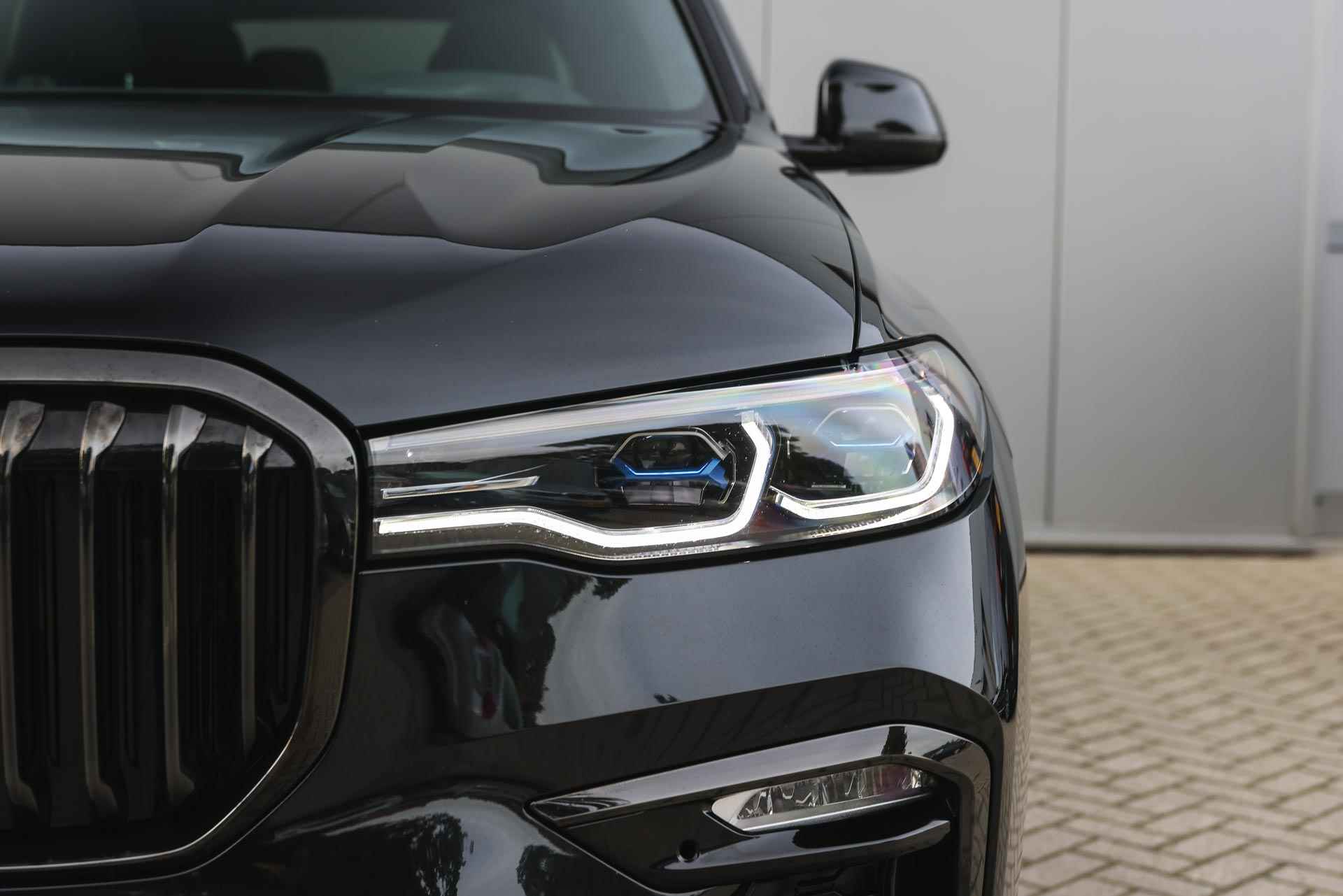 BMW X7 xDrive40i High Executive M Sport Automaat / Panoramadak Sky Lounge / Trekhaak / Massagefunctie / Active Steering / Laserlight / Soft Close / Stoelventilatie / Parking Assistant Plus - 43/52