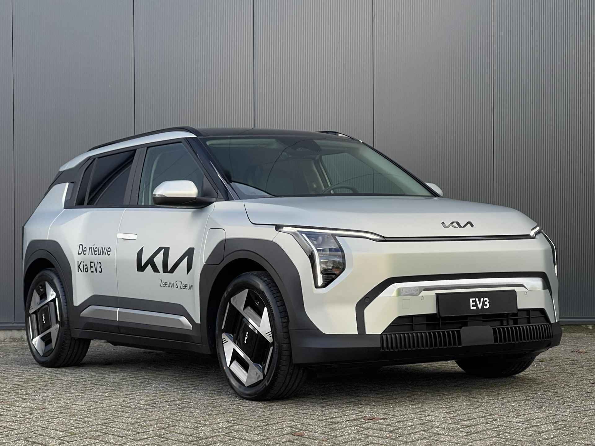 Kia EV3 Plus Advanced 81.4 kWh | *Nu icm ANWB ACTIE private lease vanaf €544,-* | *Gratis metallic lak* | 571KM WLTP | Bel 079 361 64 44 voor een afspraak - 9/34