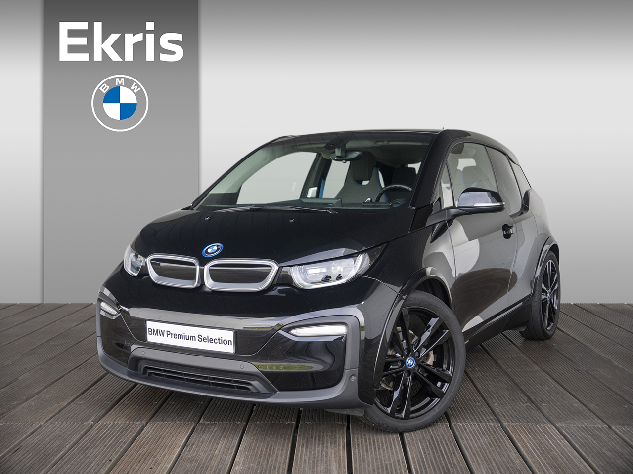 BMW i3 Dark Shadow Edition 120Ah 42 kWh / Subsidie mogelijk / Achteruitrijcamera / Elektrisch verwarmde voorstoelen / Sportpakket /