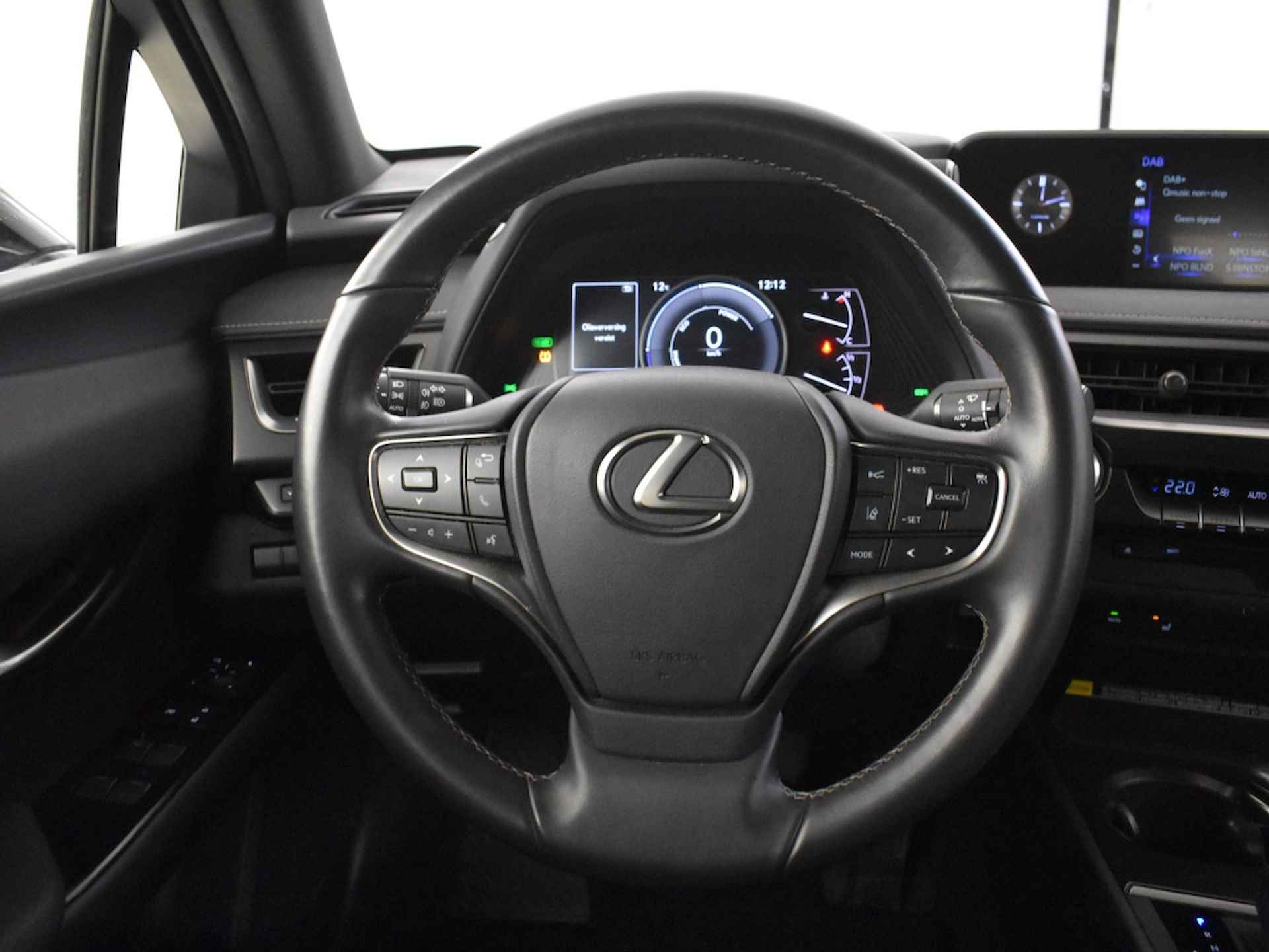 Lexus UX  UX 250h Luxury Line | PDC  V+A | Stoelverwarming - 17/30