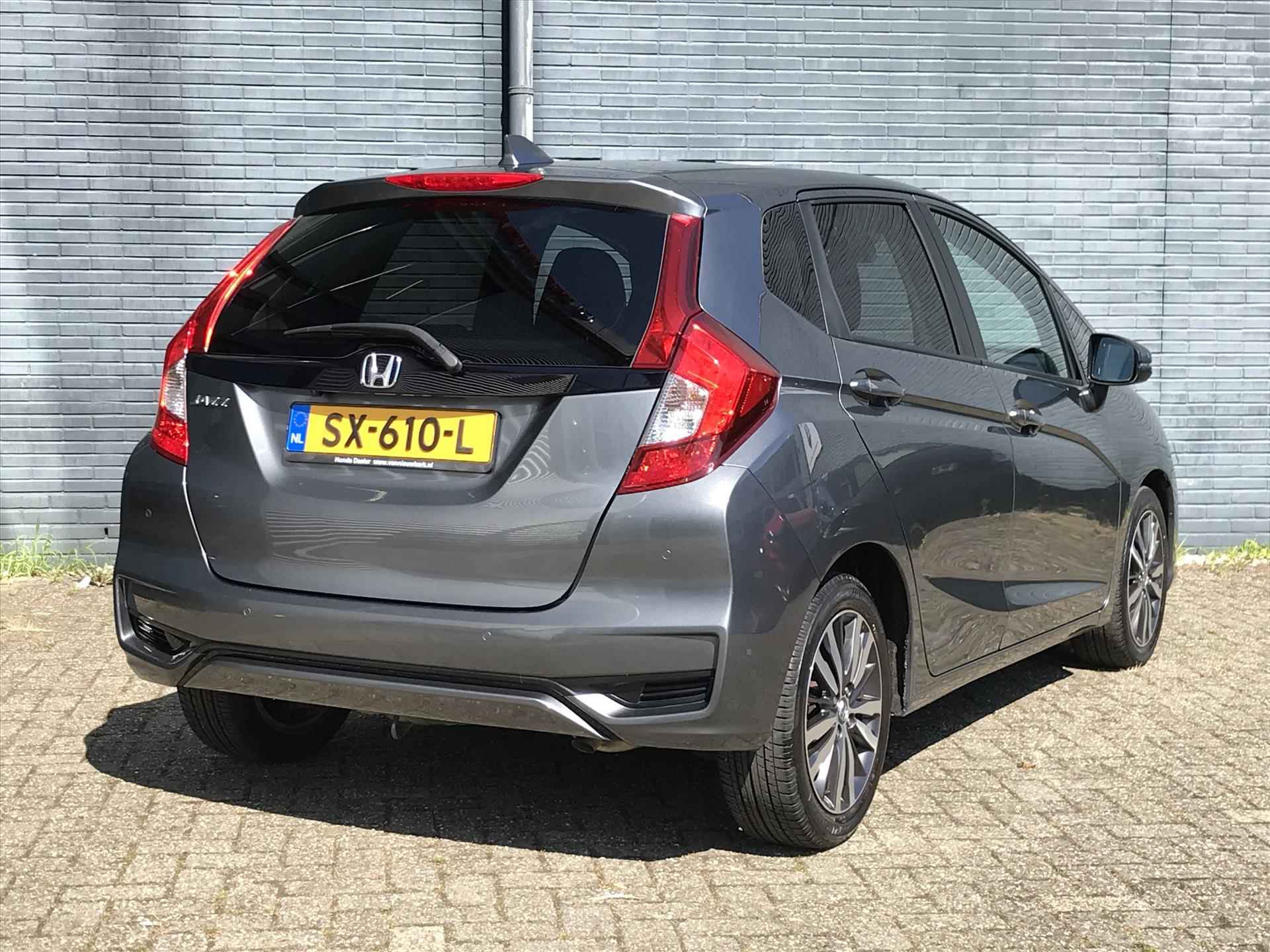 HONDA Jazz 1.3 i-VTEC 102pk Automaat Elegance | Navigatie | Cruisecontrol | Parkeersensoren | Climatecontrol | Stoelverwarming | Lichtmetalen Velgen | - 2/31