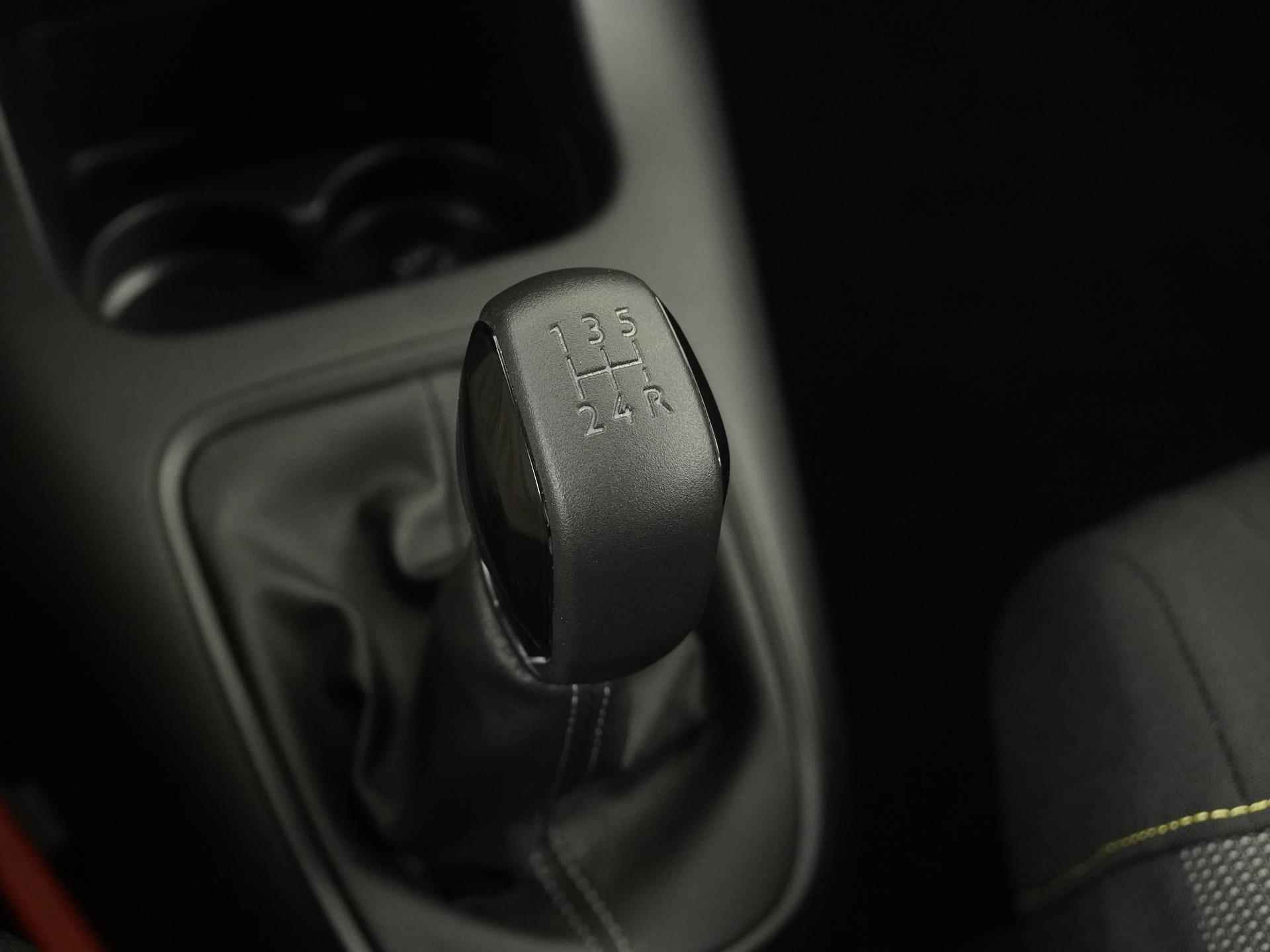 Citroën C3 1.2 PureTech S&S Feel Edition | Apple/Android Carplay | Parkeersensor | Zondag Open! - 11/36