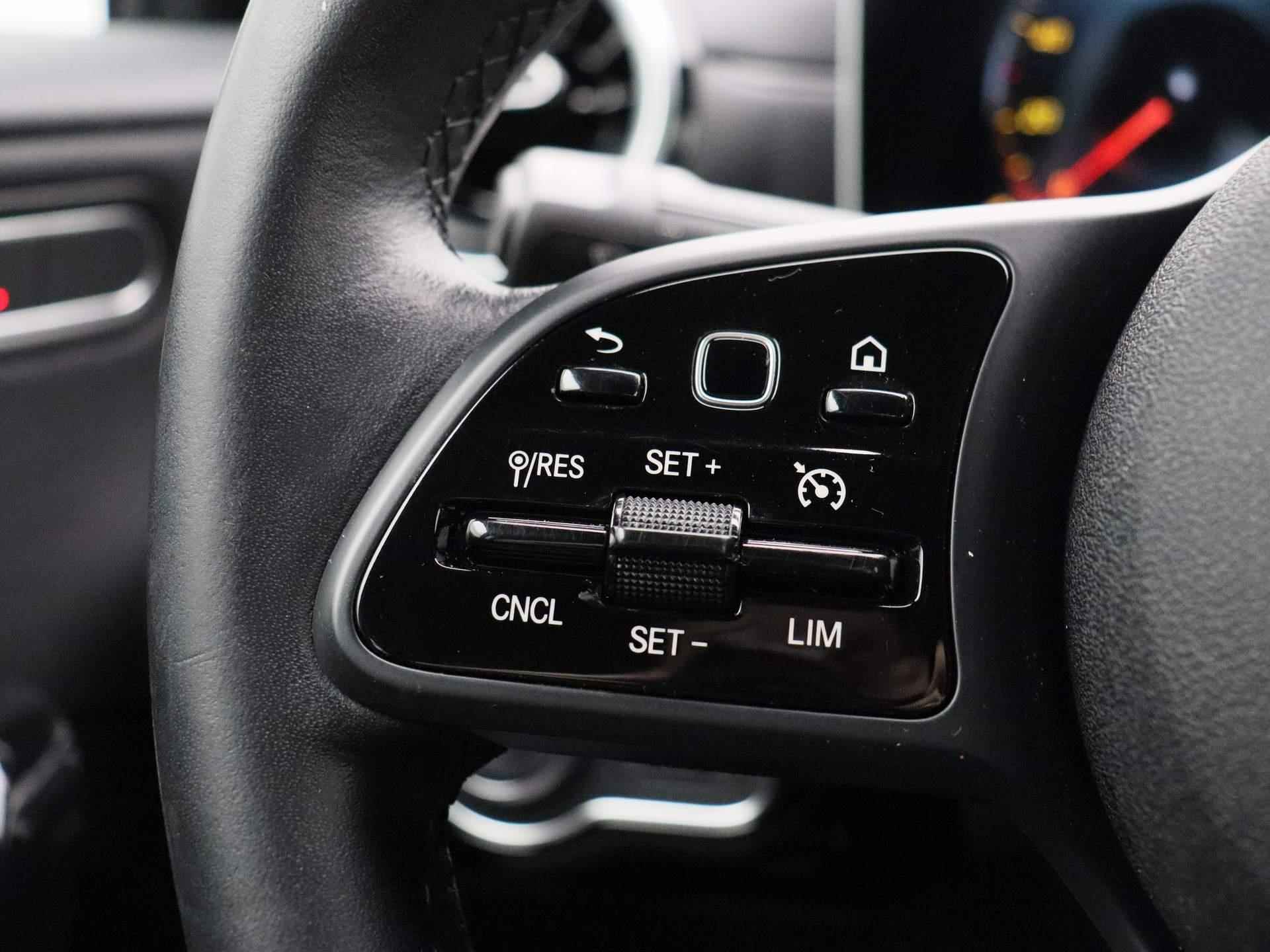 Mercedes-Benz A-klasse 180 d Business Solution * | Half-Leder | Navigatie | Climate Control | Camera | LED Koplampen | Parkeersensoren | Wide Screen | Stoelverwarming | - 21/33