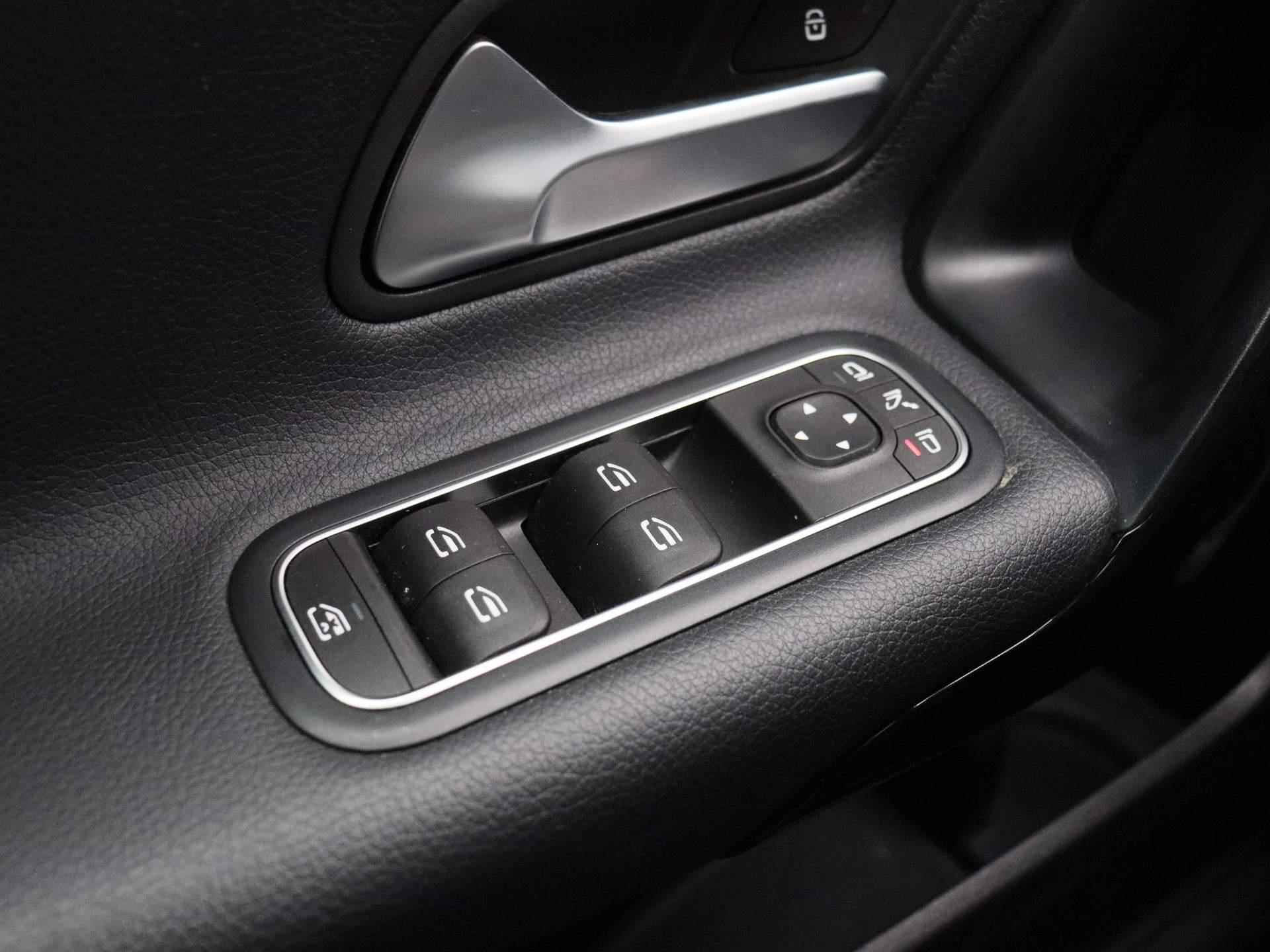 Mercedes-Benz A-klasse 180 d Business Solution * | Half-Leder | Navigatie | Climate Control | Camera | LED Koplampen | Parkeersensoren | Wide Screen | Stoelverwarming | - 26/33