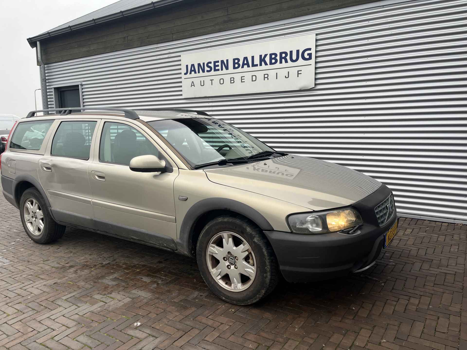 Volvo V70 2.4 T AWD Comfort Line - 16/20