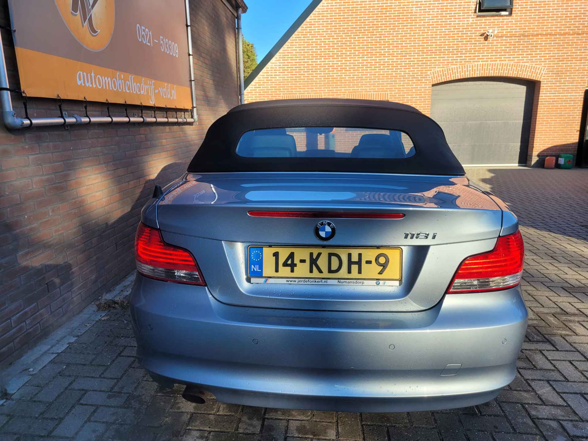 BMW 1 Serie Cabrio 118i Executive - 28/31