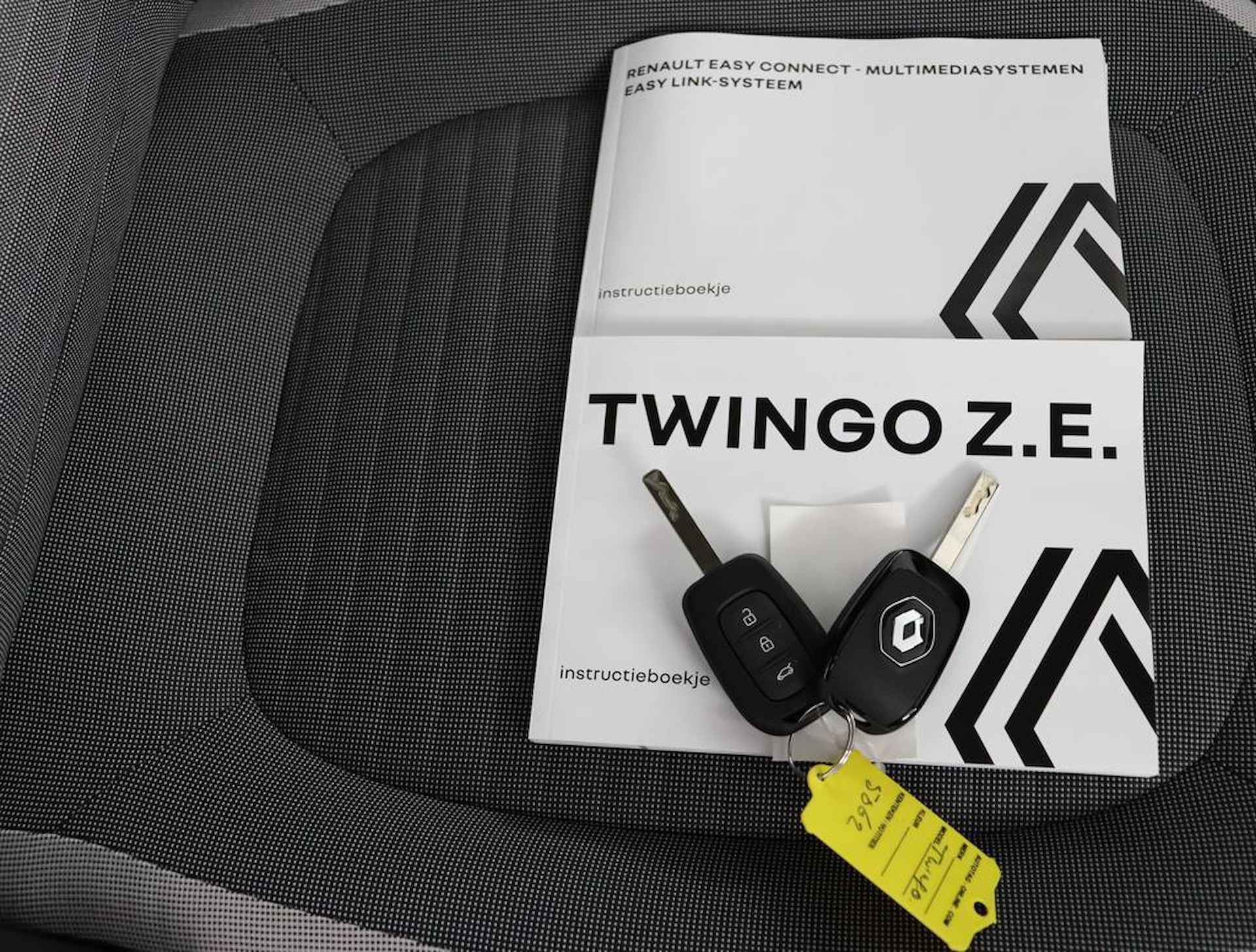 Renault Twingo Z.E. R80 E-Tech Equilibre 22 kWh - 8/50