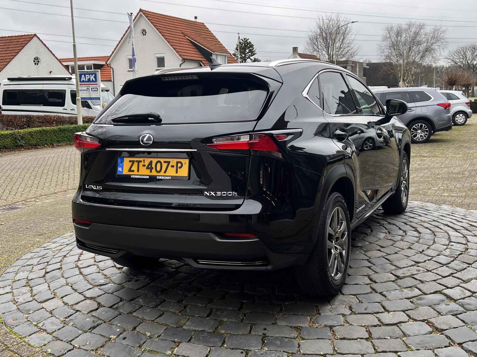 Lexus NX 300h AWD Luxury Line | Dealer onder. | Adap.Cruise | Schuif\Kanteldak | Leder | All-in rijklaarprijs - 5/46