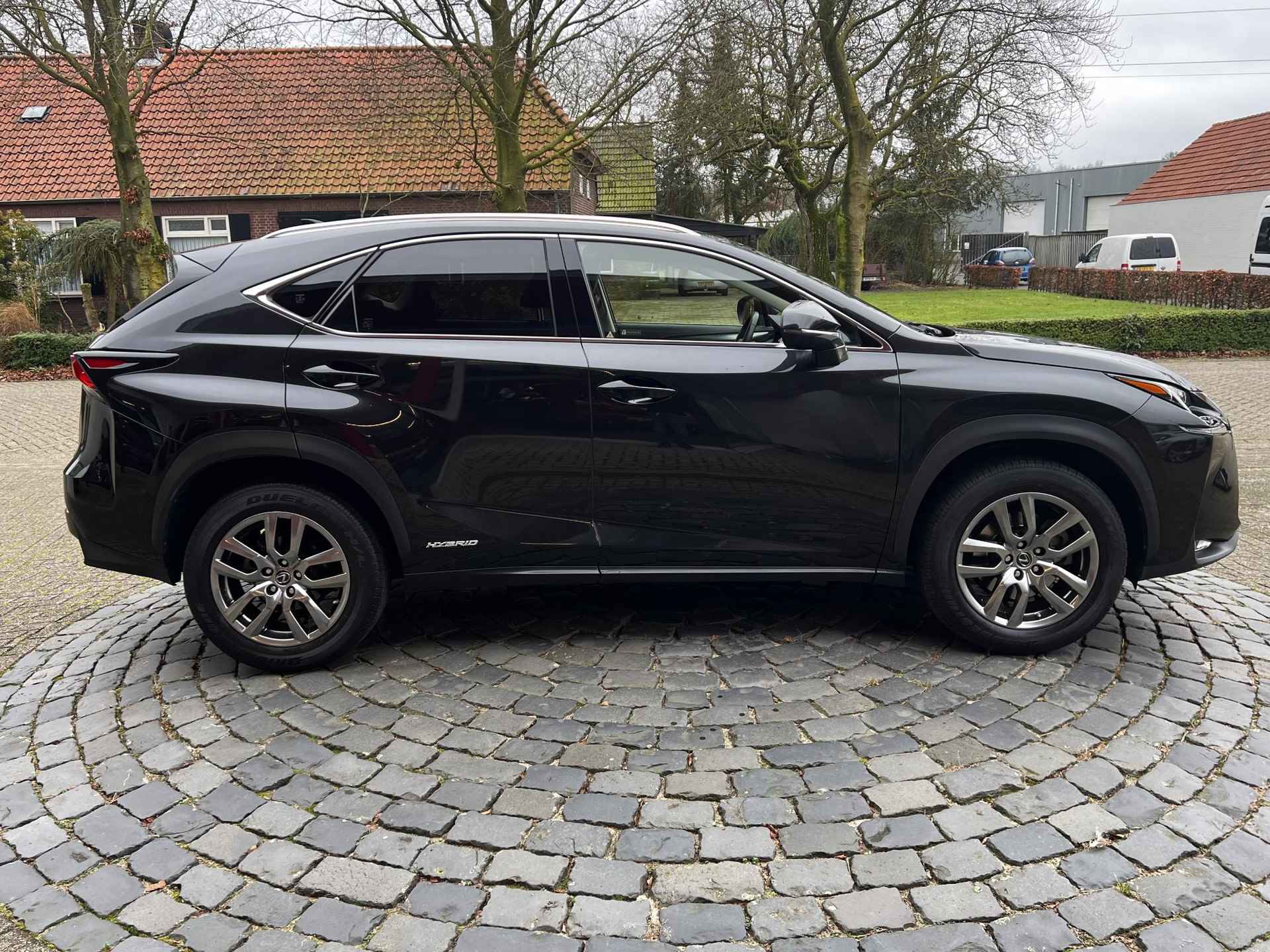 Lexus NX 300h AWD Luxury Line | Dealer onder. | Adap.Cruise | Schuif\Kanteldak | Leder | All-in rijklaarprijs - 6/46