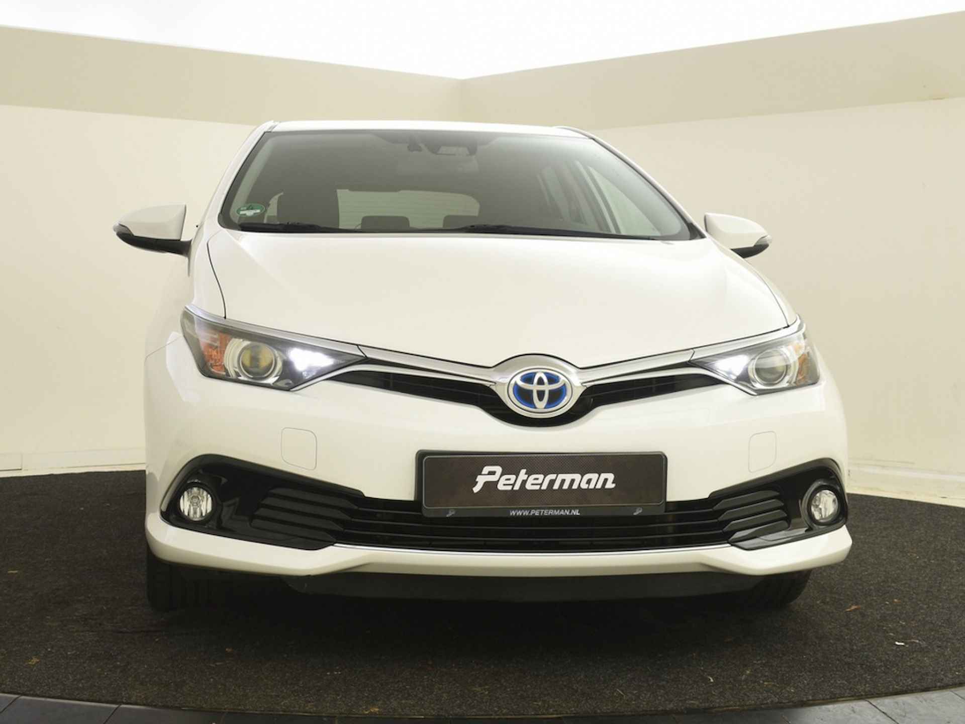 Toyota Auris 1.8 Hybrid Dynamic | Navigatie | Camera | Climate Controll - 2/27