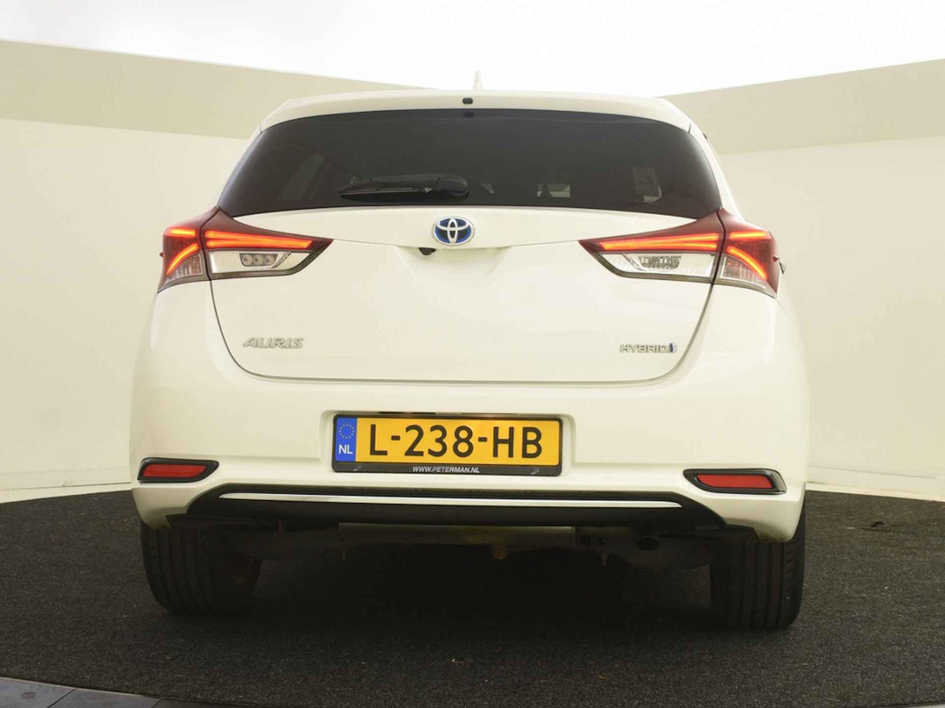 Toyota Auris 1.8 Hybrid Dynamic | Navigatie | Camera | Climate Controll - 6/27