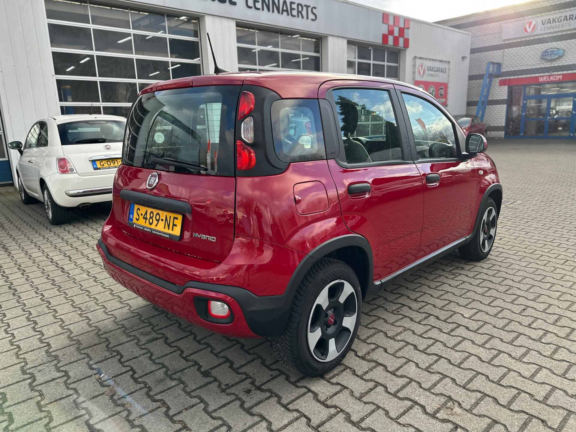 Fiat Panda 1.0 Hybrid City Cross (BOVAG/RIJKLAARPRIJS) - 8/20