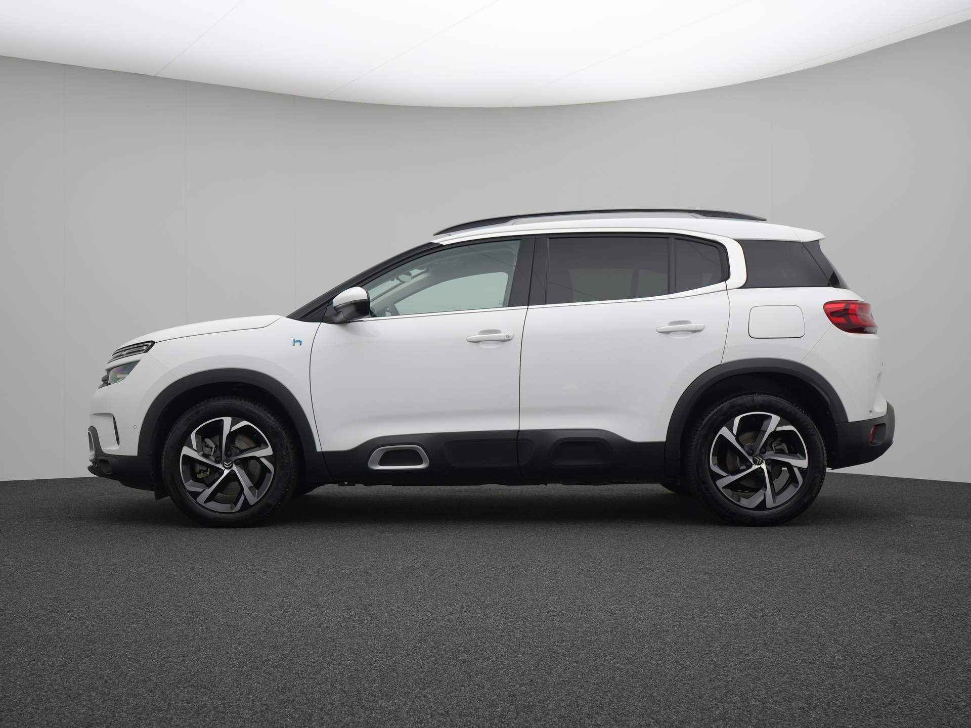 Citroën C5 Aircross 1.6 Plug-in Hybrid Feel 225 pk Automaat | Navigatie | Climate Control Auto is onderweg vanuit Axero - 4/45