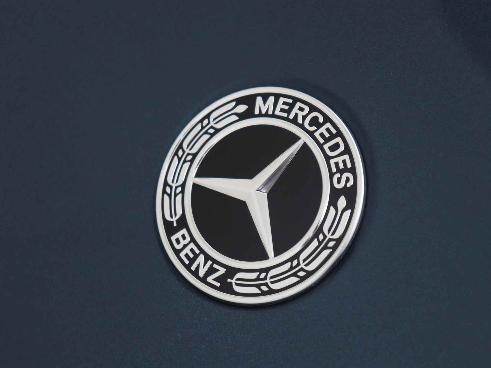 Mercedes-Benz B-klasse 180 AMG Line / Facelift / Achteruitrijcamera /  Stoelverwarming / Night-Pakket / Panaroma-schuifdak / - 32/34