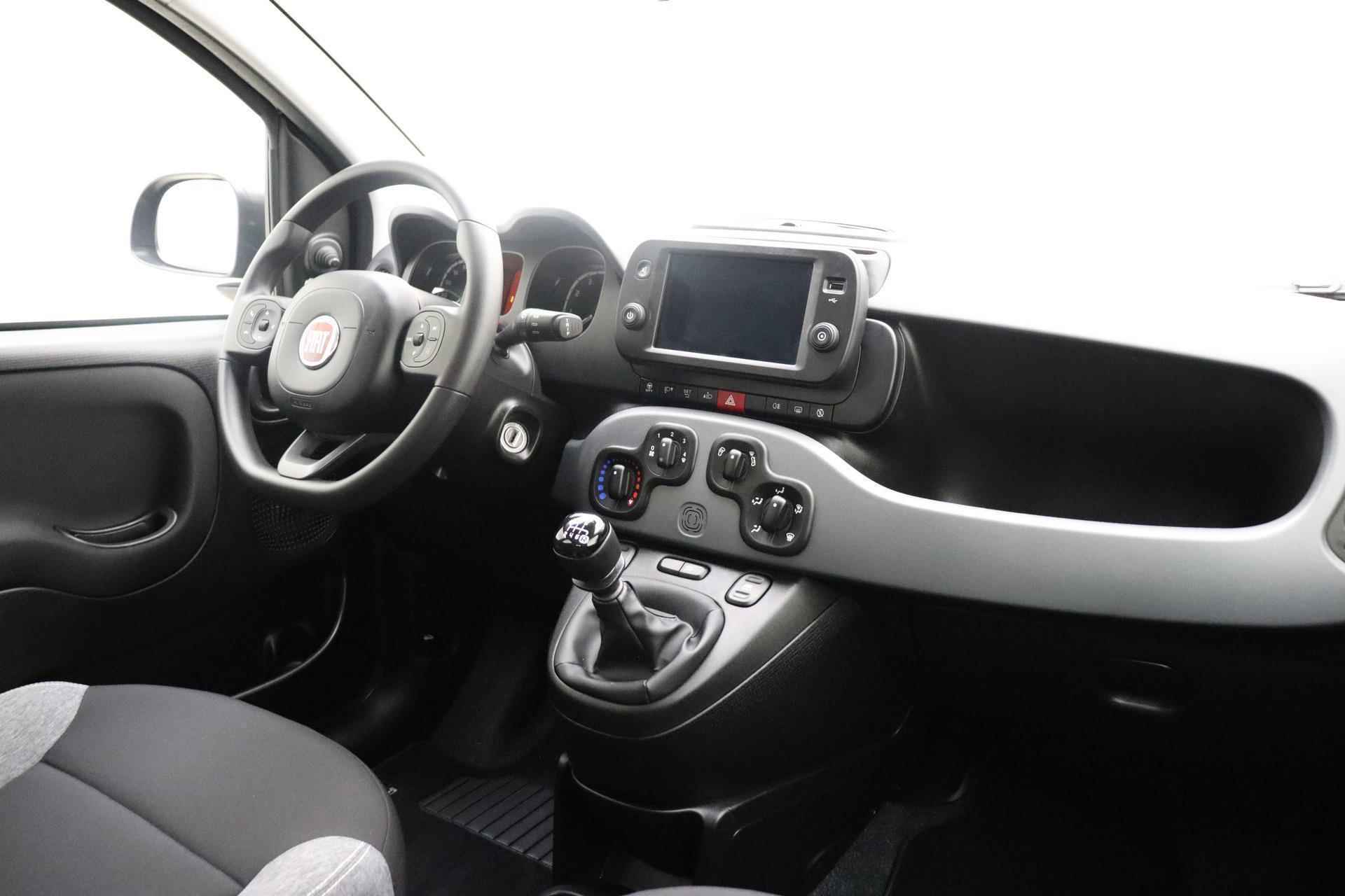 Fiat Panda 1.0 Hybrid City Life | Airco | Navigatie via Apple Carplay | DAB Radio | 5 Zitplaatsen | Dakrails | Metaallak - 3/29