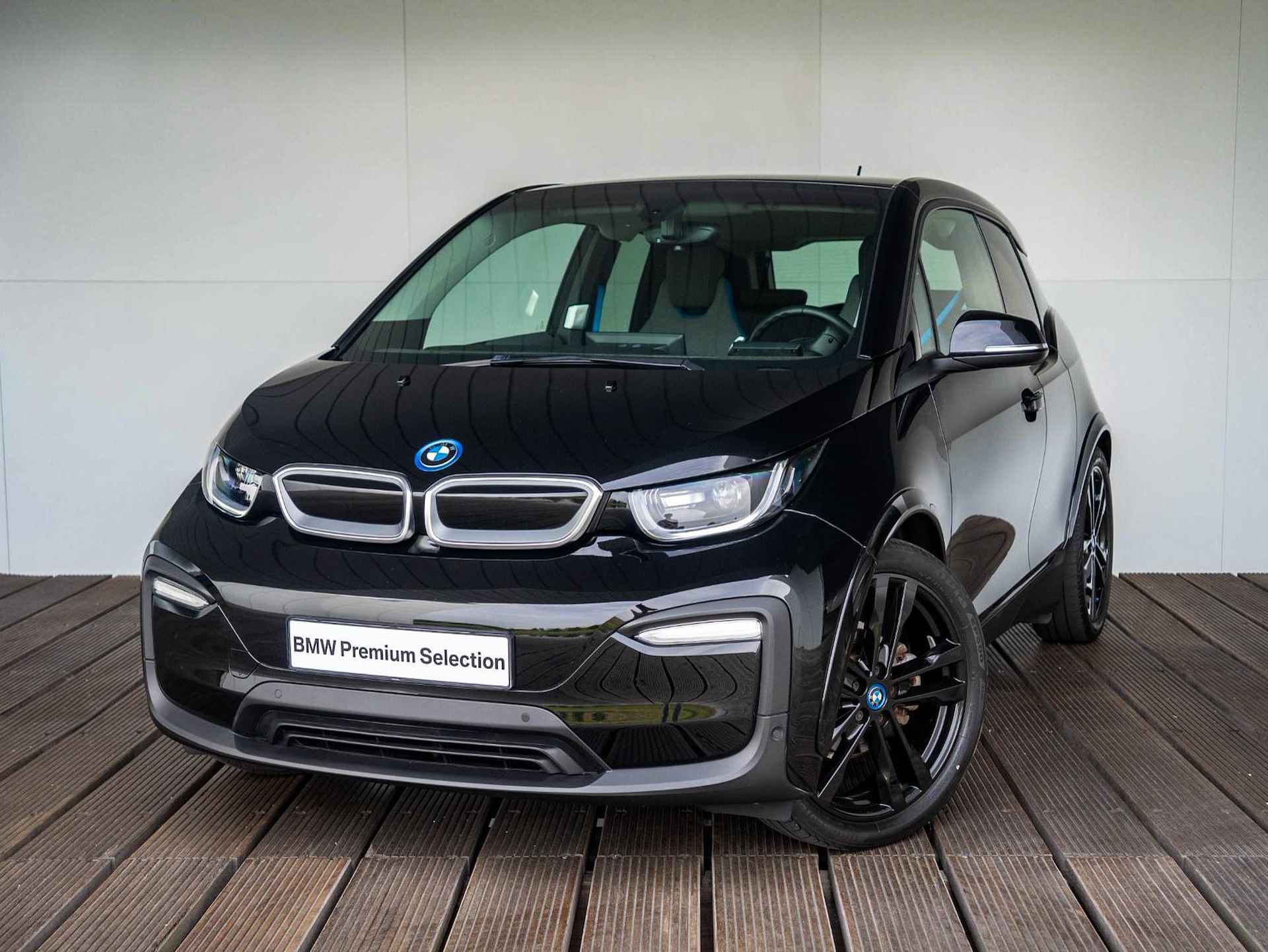 BMW i3 Dark Shadow Edition 120Ah 42 kWh | Achteruitrijcamera |Stoelverwarming |Extra getint glas | 20 inch - 29/29