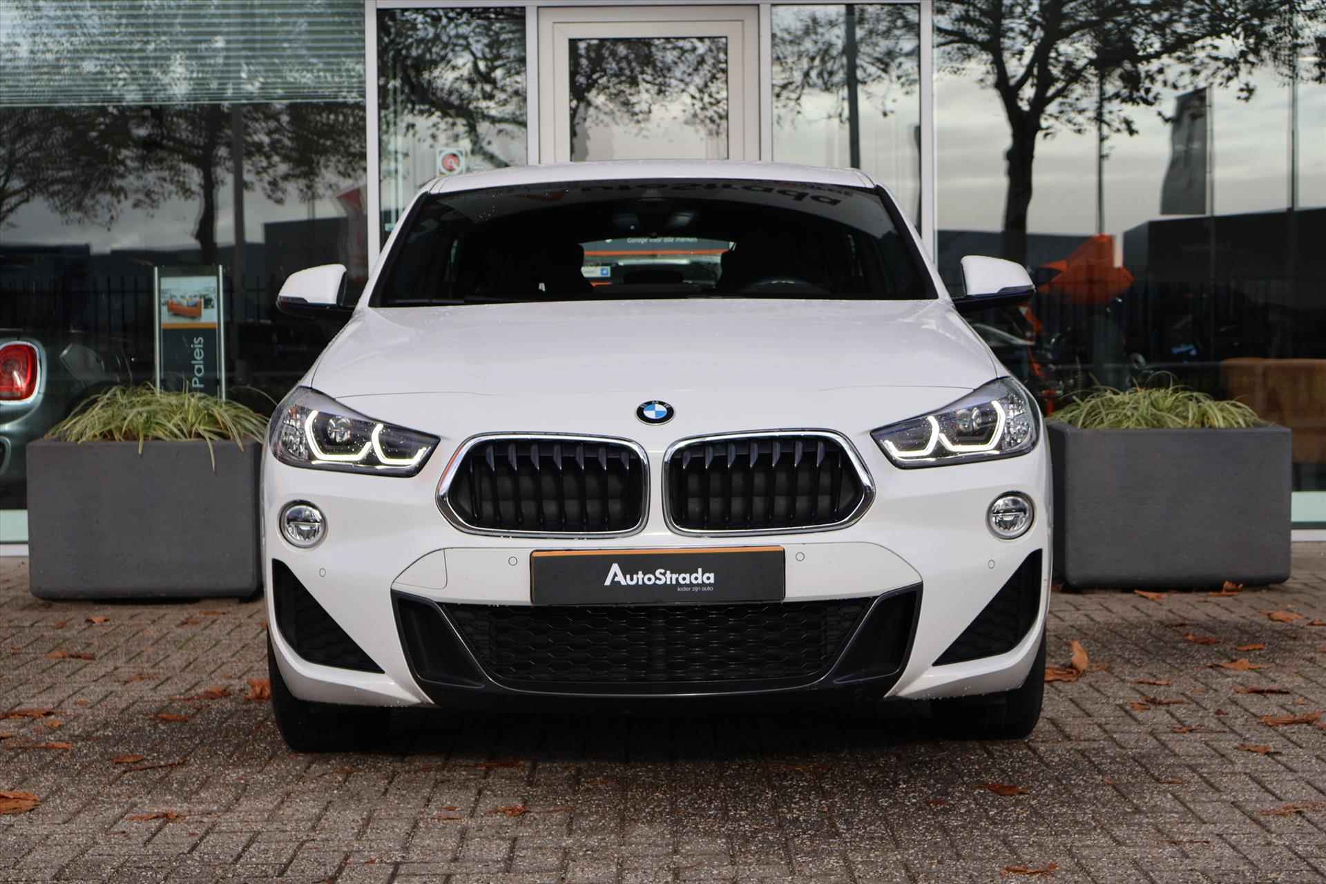 BMW X2 (f39) sDrive18i M-Sport 140pk Aut | Keyless | Head-up | Kuipstoelen | Navi | Cruise | Camera - 32/45