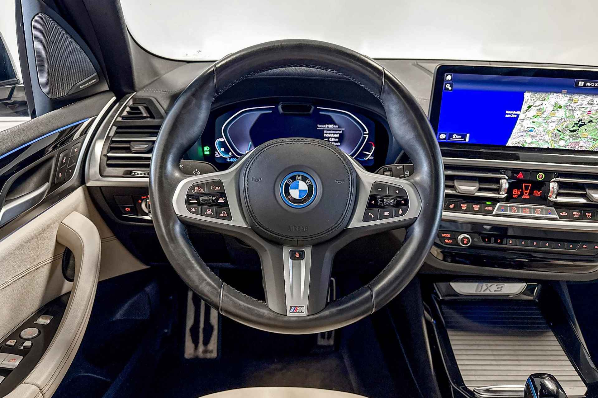 BMW iX3 High Executive 80 kWh | Harman Kardon | Glazen Panoramadak | Stoelverwarming | - 12/28