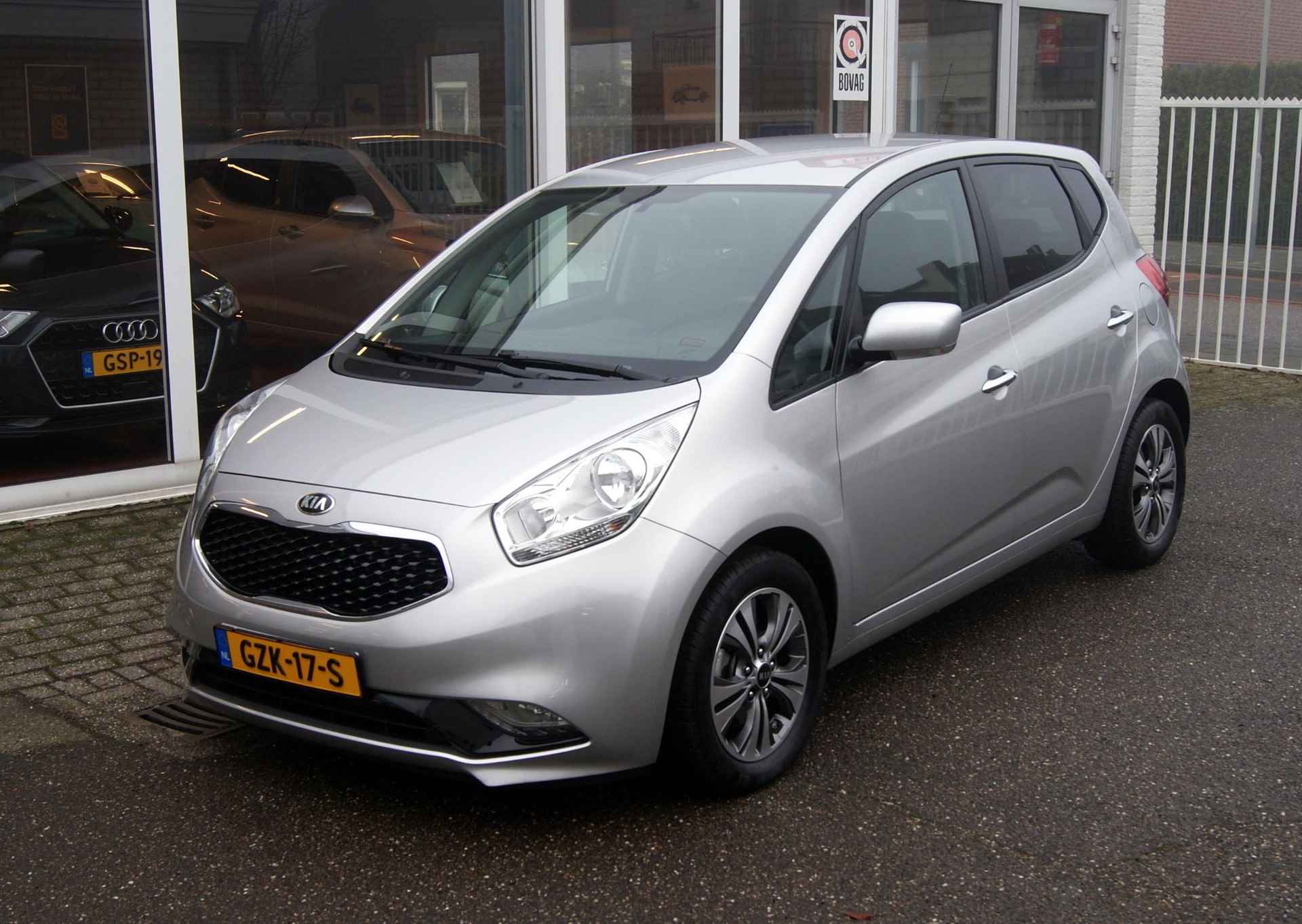 Kia Venga 1.6 CVVT ExecutiveLine Navi,Camera,Pdc,RIJKLAARPRIJS!! - 3/25